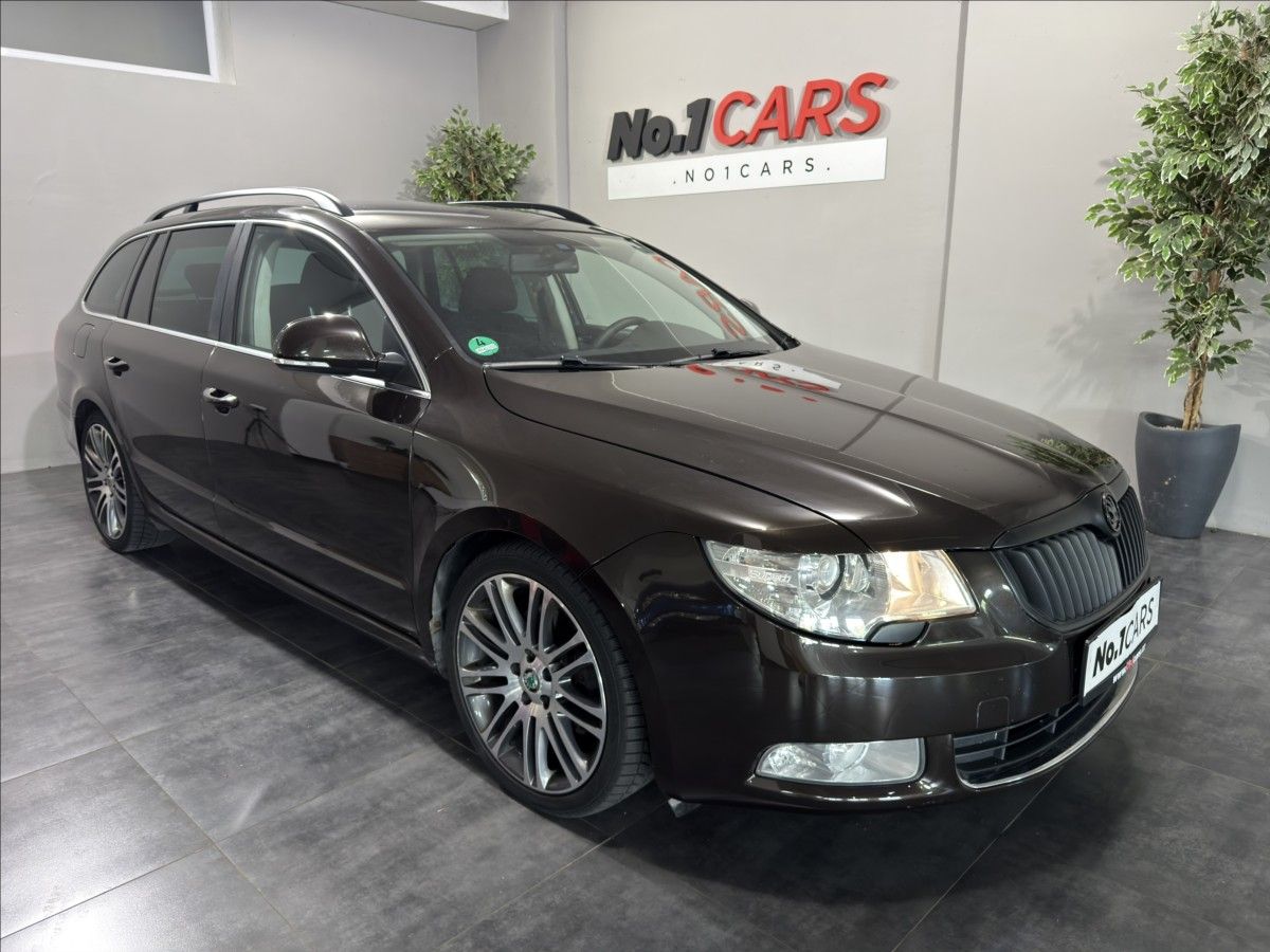 Škoda Superb, 2,0   TDI 4X4 125KW ELEGANCE - fotka 2