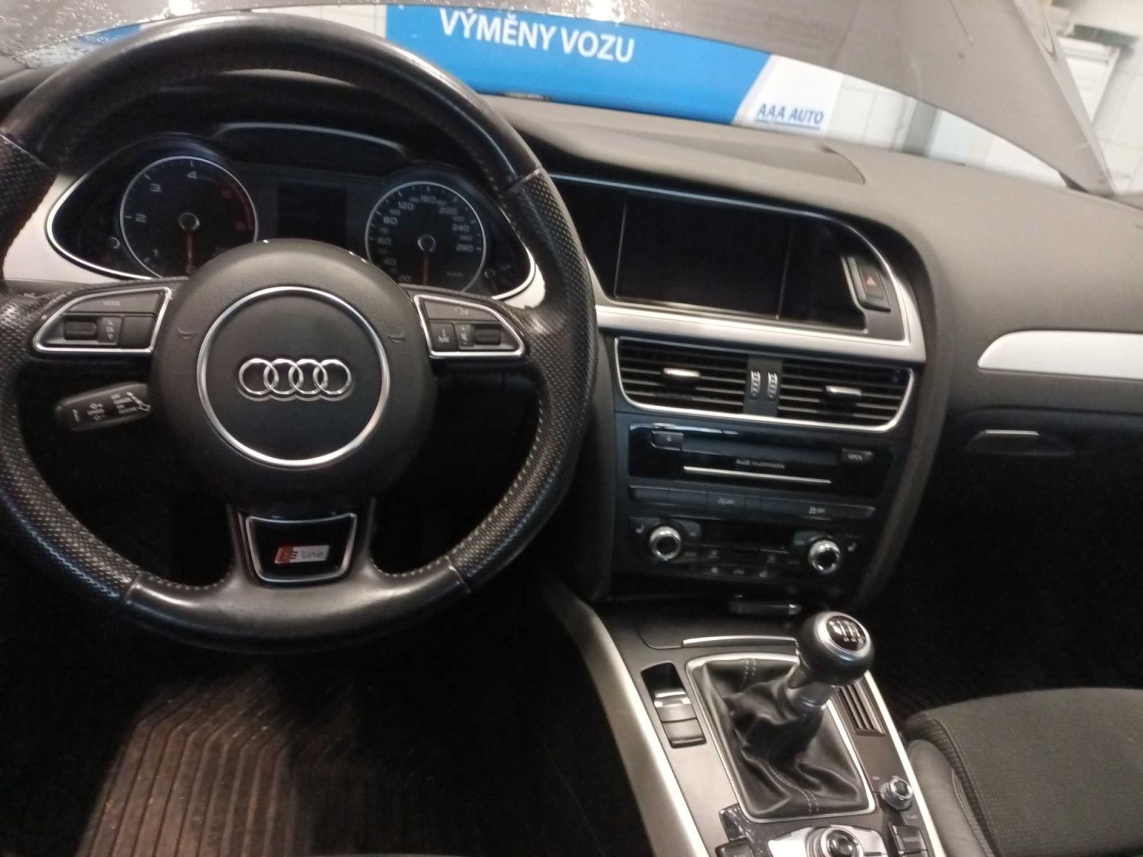 Audi A4, 3.0 TDI, S-Line, 4X4, Navi - fotka 3