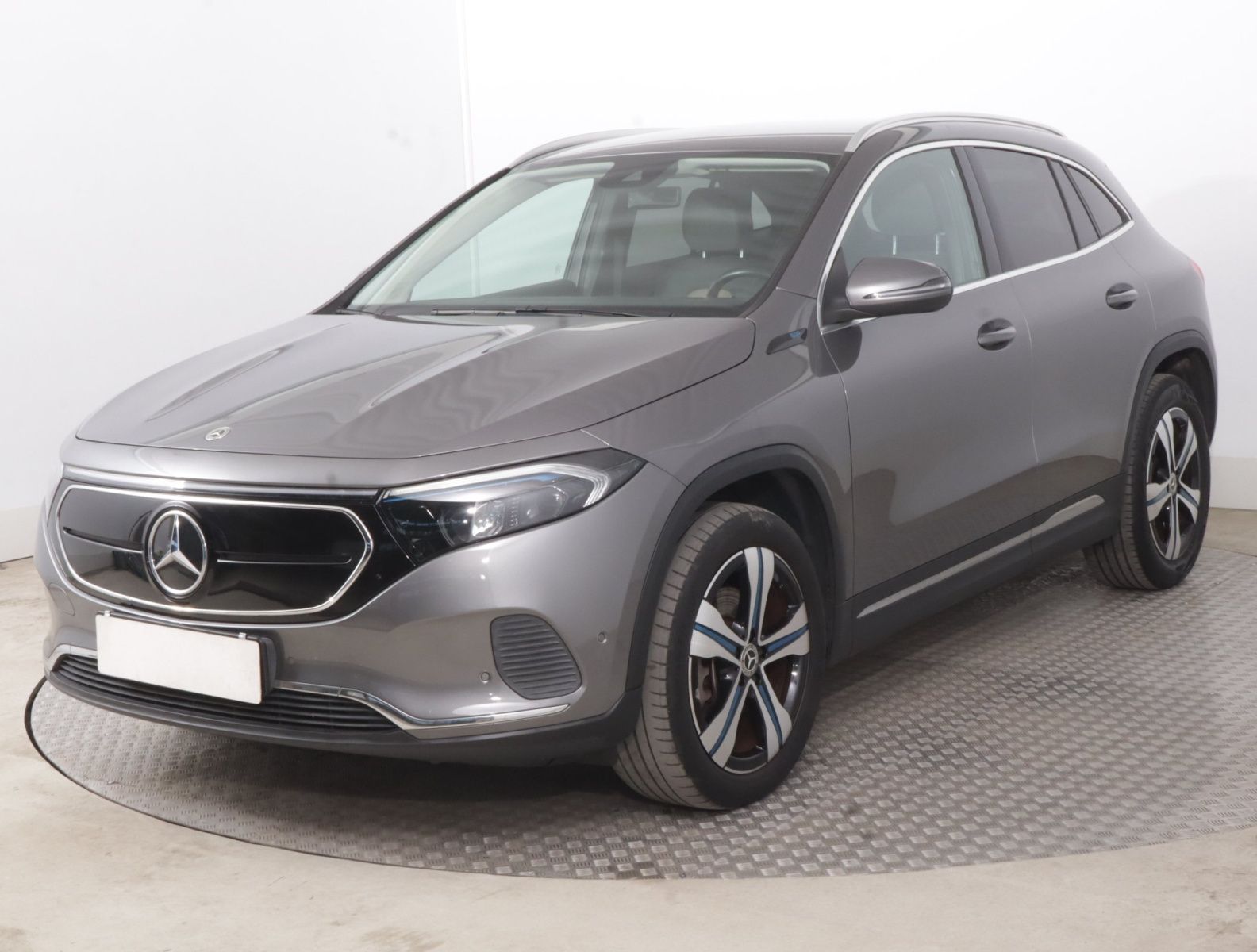 Mercedes-Benz EQA, EQA 250, SoH 98%, Automat - fotka 3