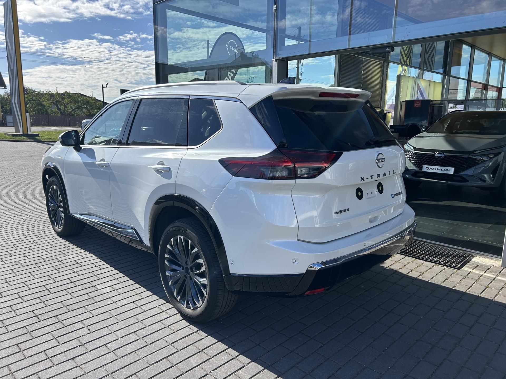 Nissan X-Trail, E-POWER 213HP 4x4 Tekna - fotka 4