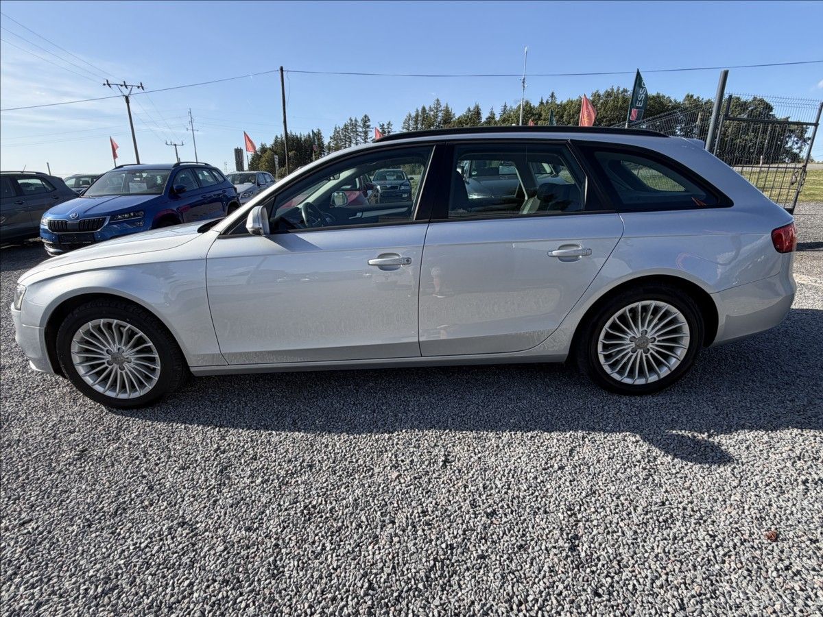 Audi A4 Avant, 2,0   TDi 130 kw Quattro LED - fotka 4