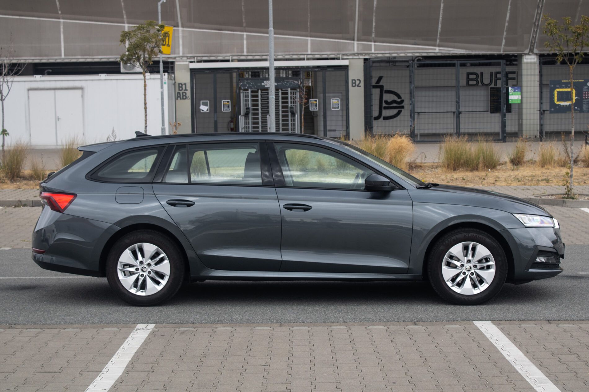 Škoda Octavia - fotka 4