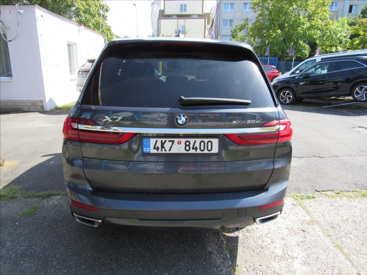 BMW X7, 3,0 d xDrive30d 195 kW 7 míst - fotka 5