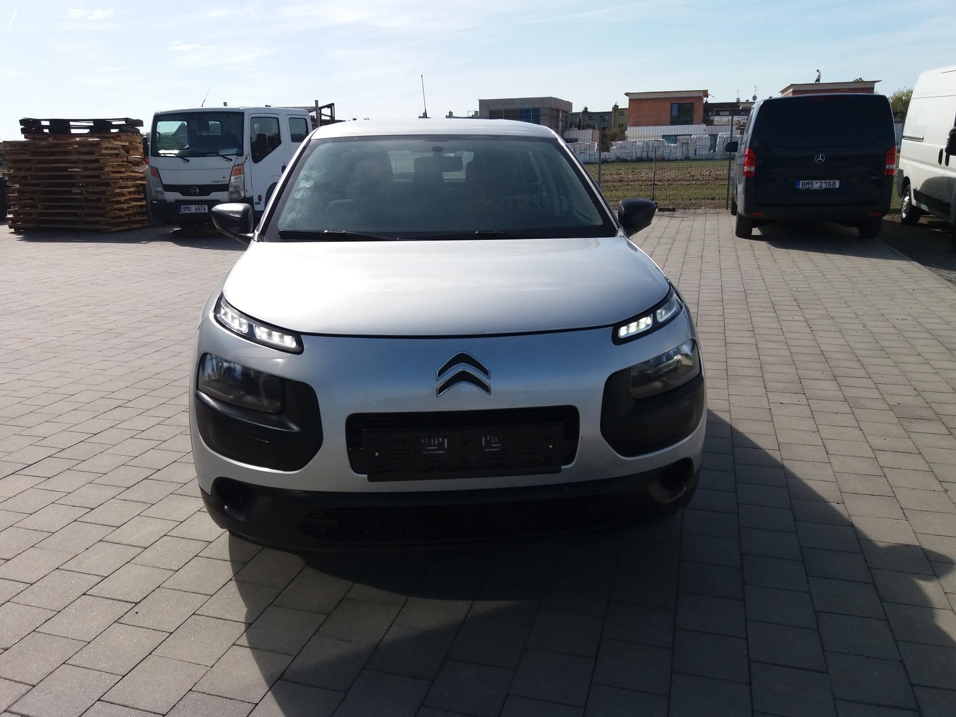 Citroën C4 Cactus, 1.2PT,KLIMA,SERVI.KNÍŽKA - fotka 2