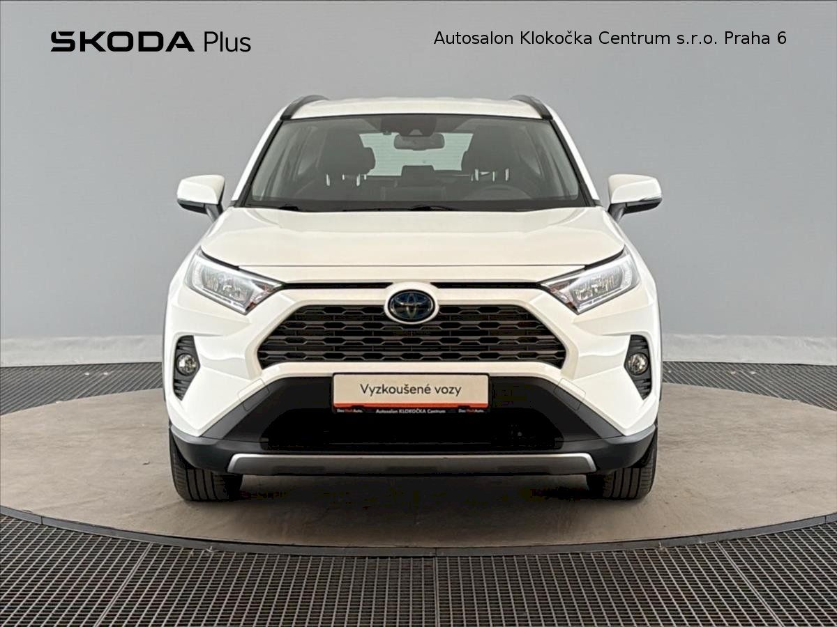 Toyota Rav4, Hybrid e-CVT163 kW 4WD Comfort - fotka 4