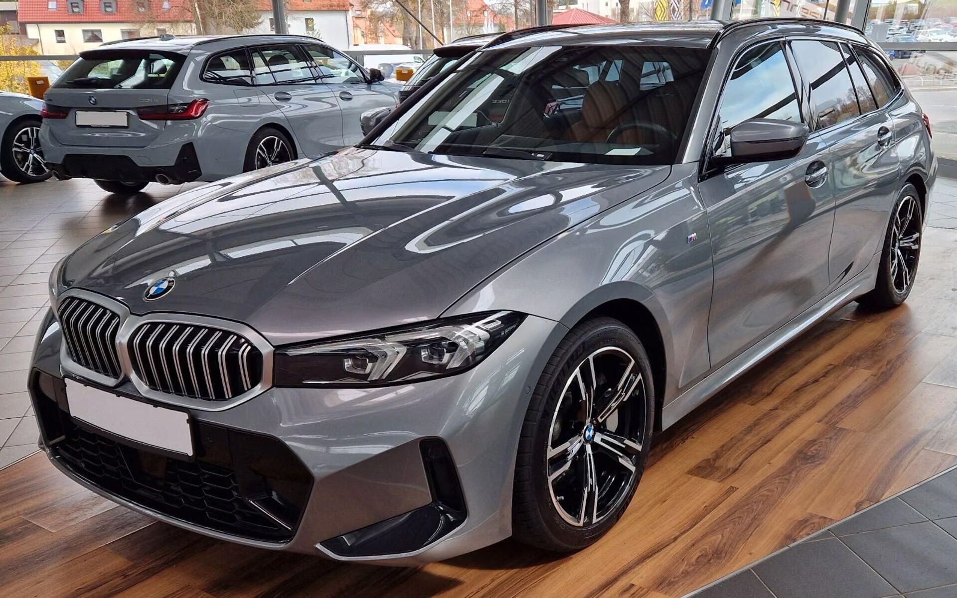 BMW Řada 3, 330i xDrive M-Sport ACC H/K
