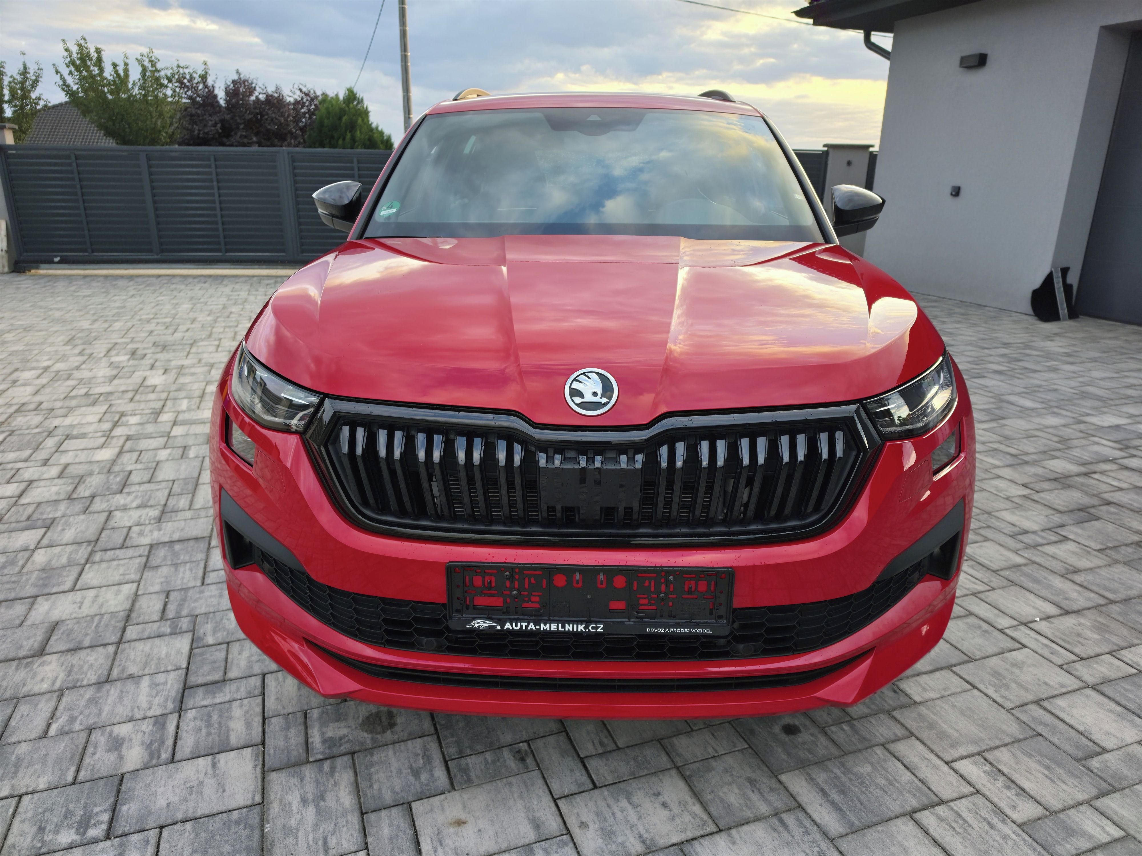 Škoda Kodiaq, 2.0 TDi 147kw 7míst SPORTLINE - fotka 2