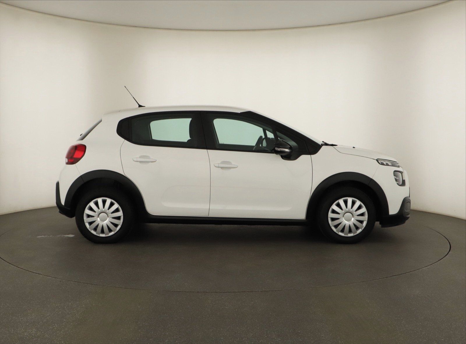 Citroën C3, 1.2 PureTech, ČR,1.maj - fotka 6