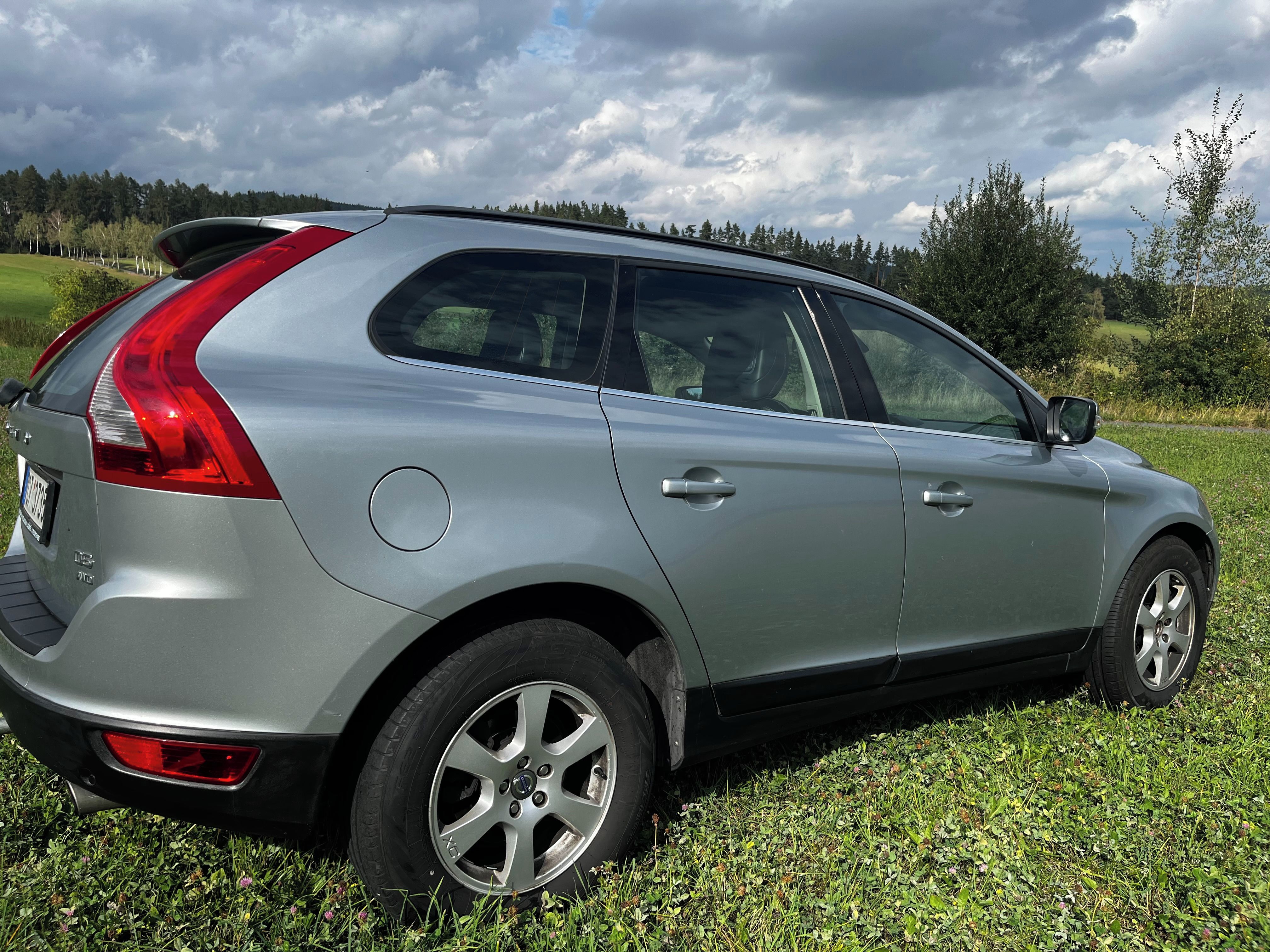 Volvo XC60, Volvo XC60 2,4D Summnum - fotka 5
