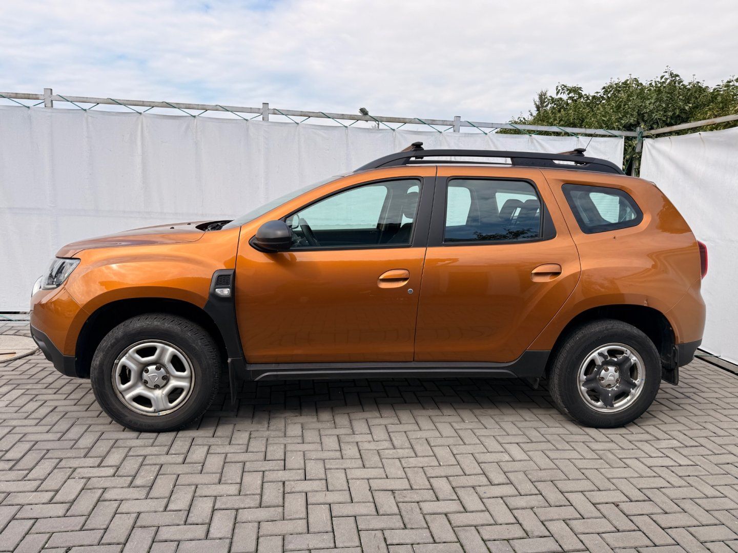 Dacia Duster, 1.6SCe 84kW *ČR*SERVIS*TAŽNÉ* - fotka 3