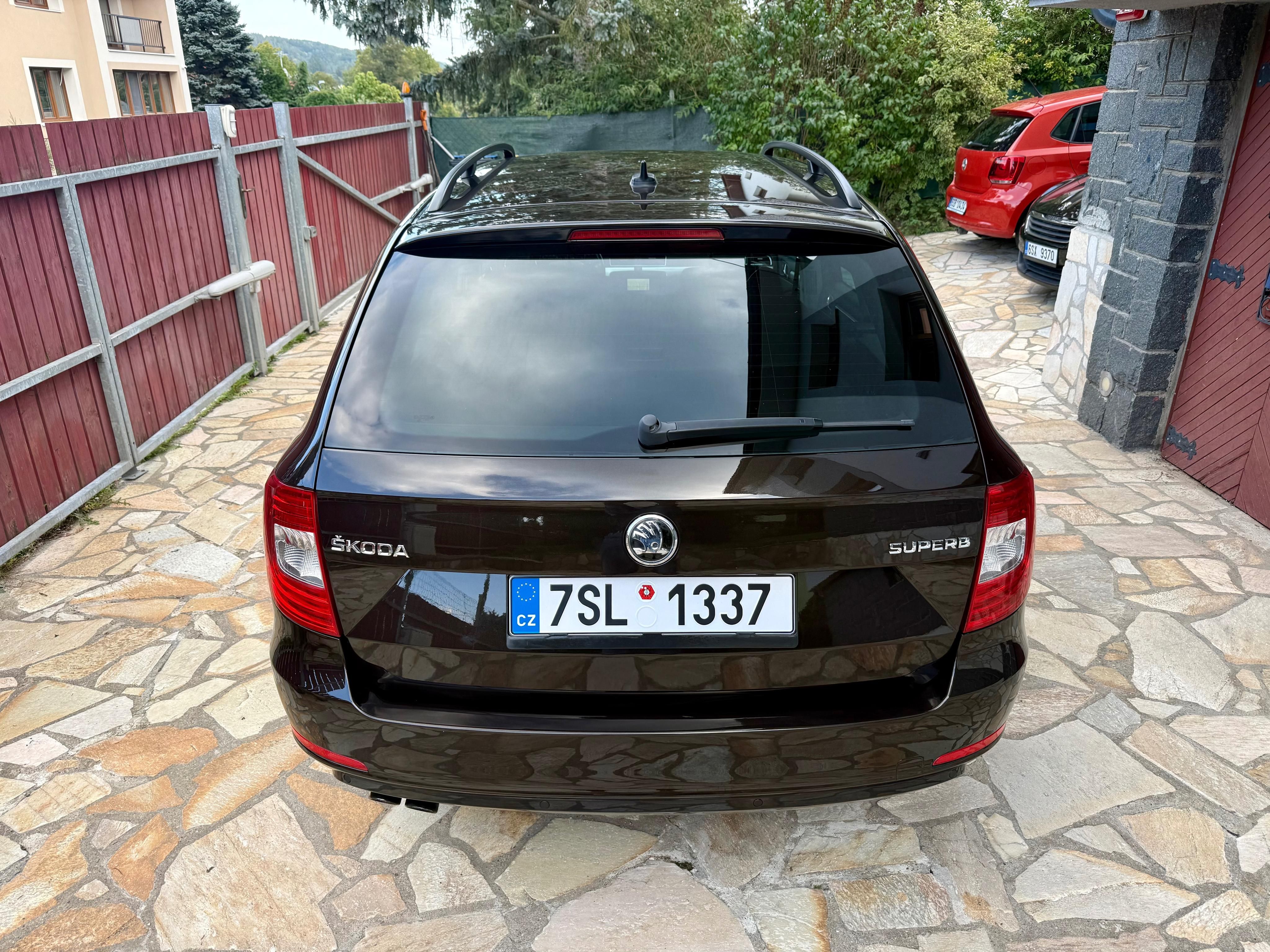 Škoda Superb, 2.0 TDI 103KW DSG AMBITION TOP - fotka 5