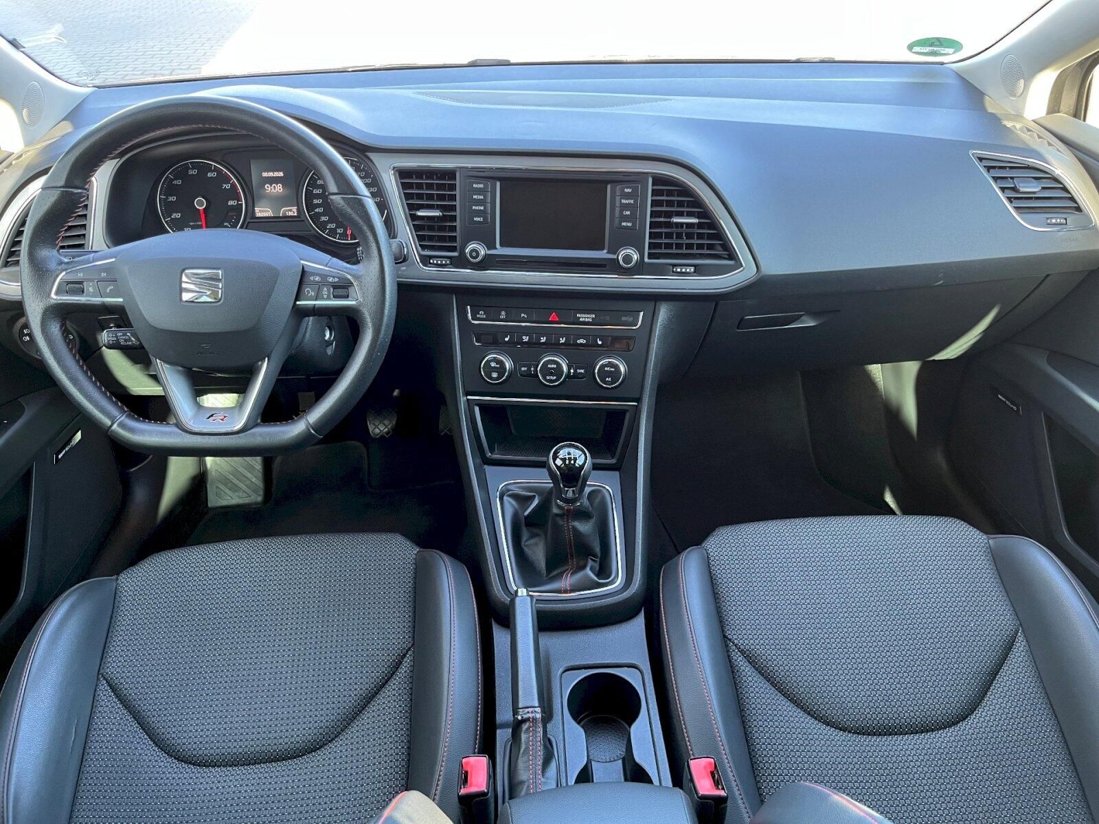 Seat Leon, 1.4 TSI ST FR - fotka 5