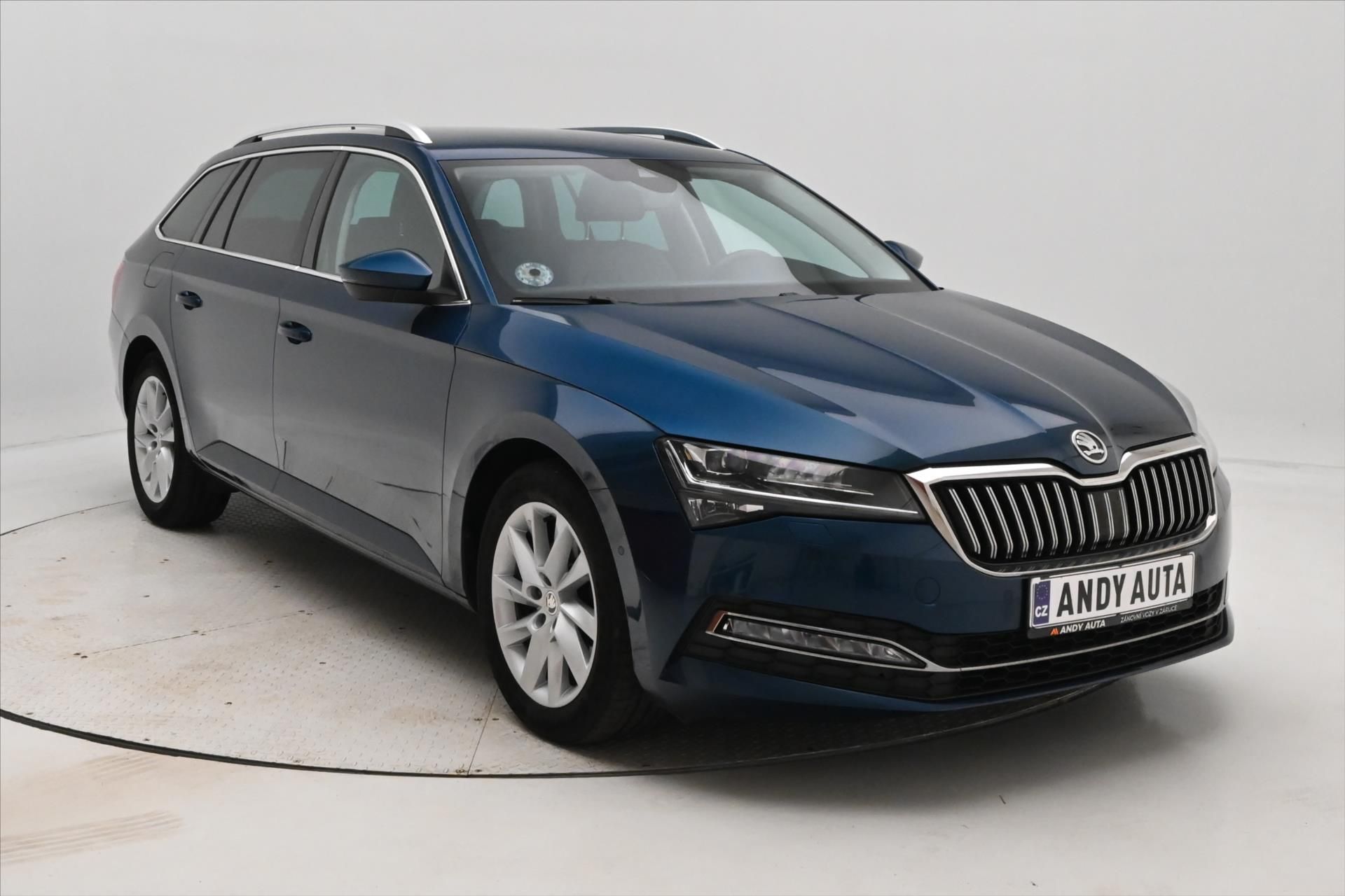 Škoda Superb, 2,0 TDI 110kW DSG Style Záruka - fotka 3