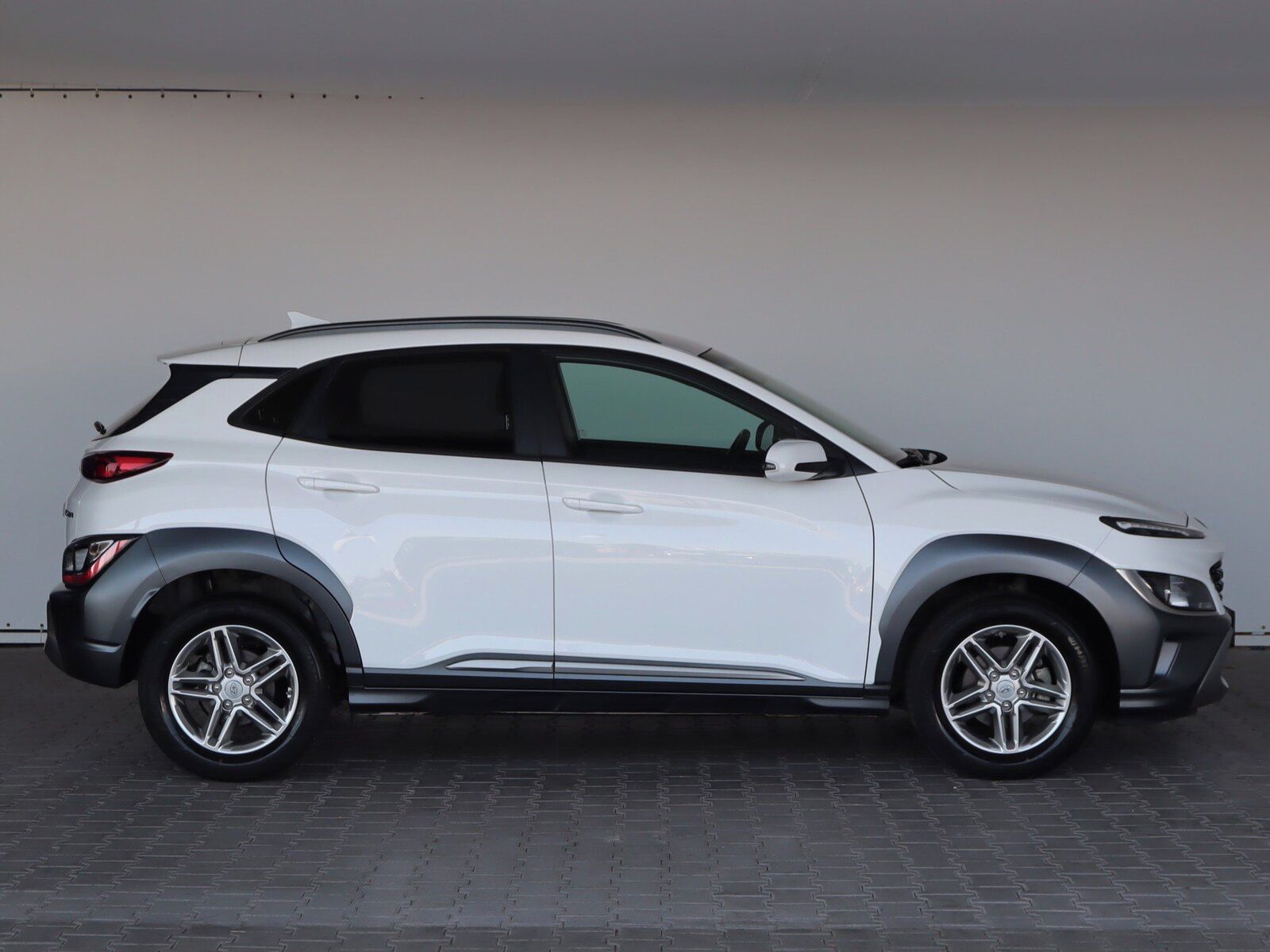 Hyundai Kona, 1.0 T-GDI, Serv.kniha - fotka 6