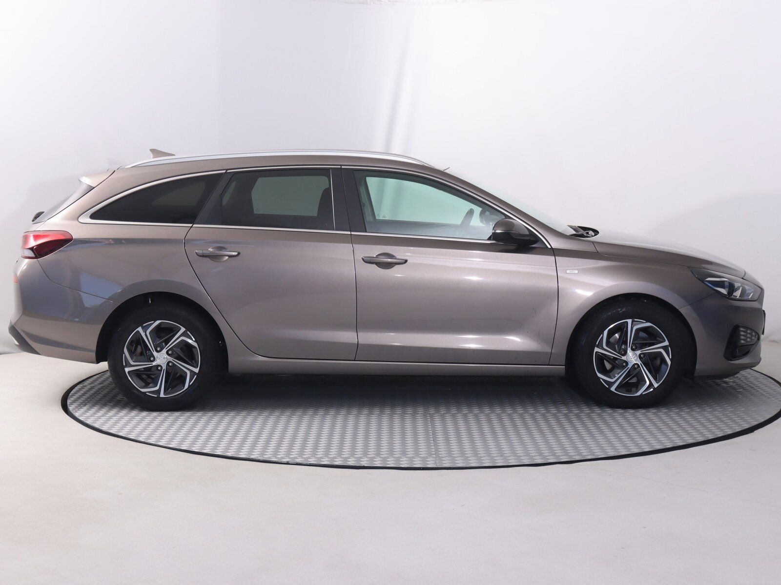 Hyundai i30, 1.5 T-GDI MHEV, Automat - fotka 6