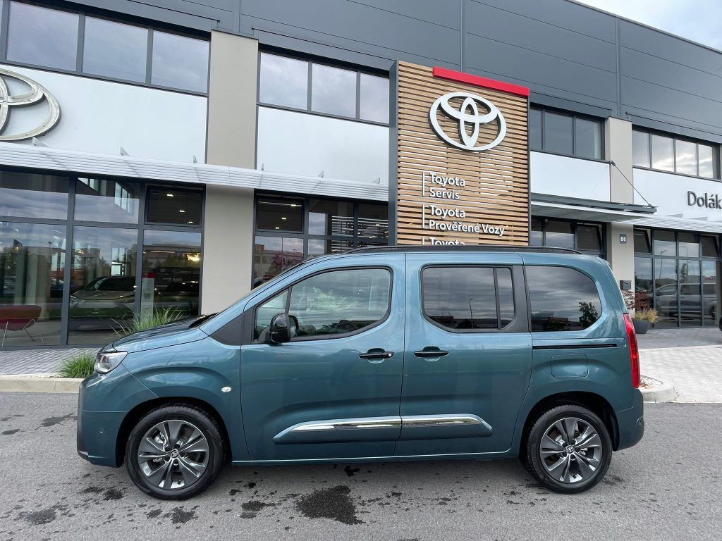 Toyota Proace City Verso, 1.5D Automat Short VIP - fotka 5
