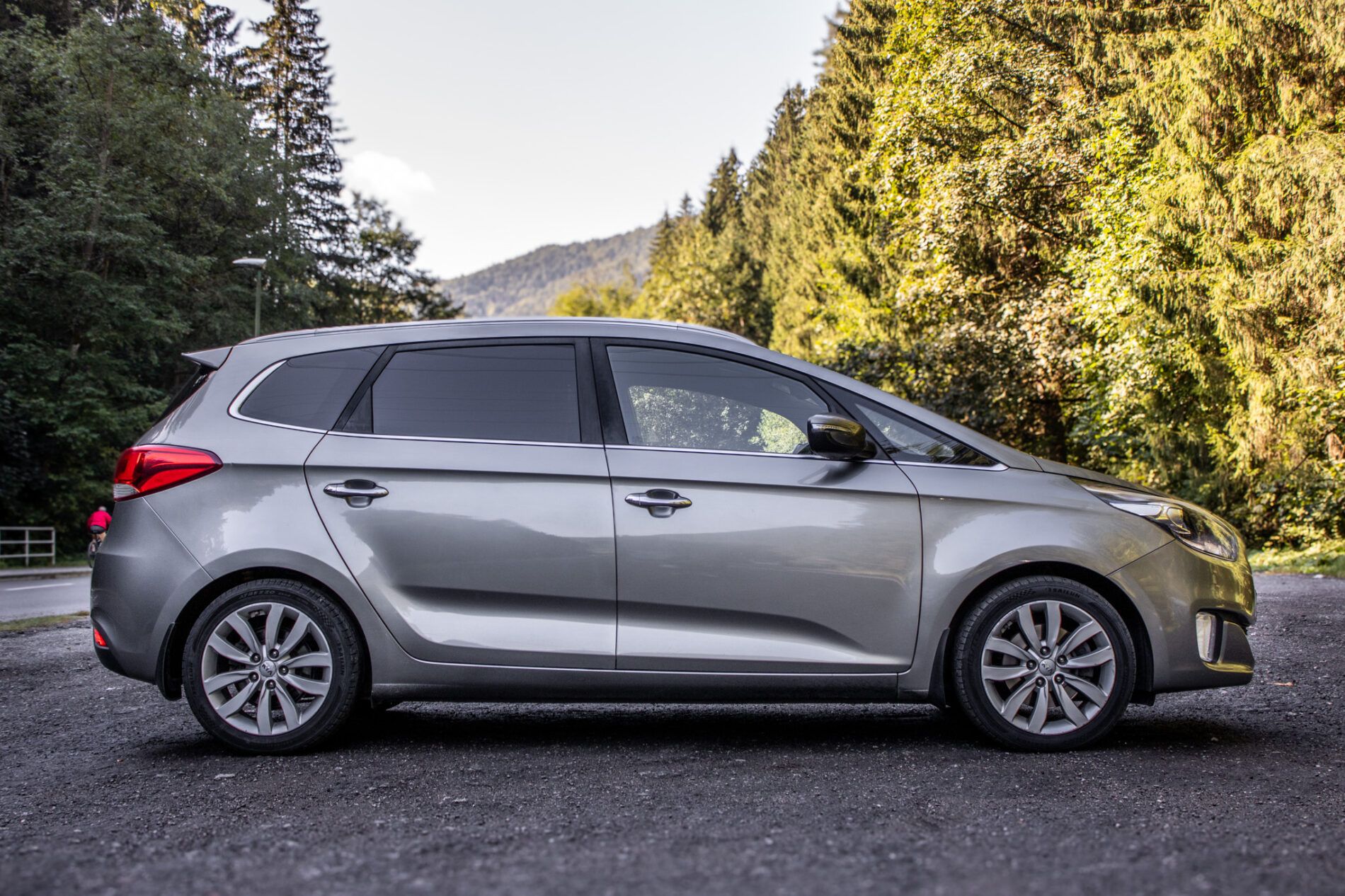 Kia Carens - fotka 4