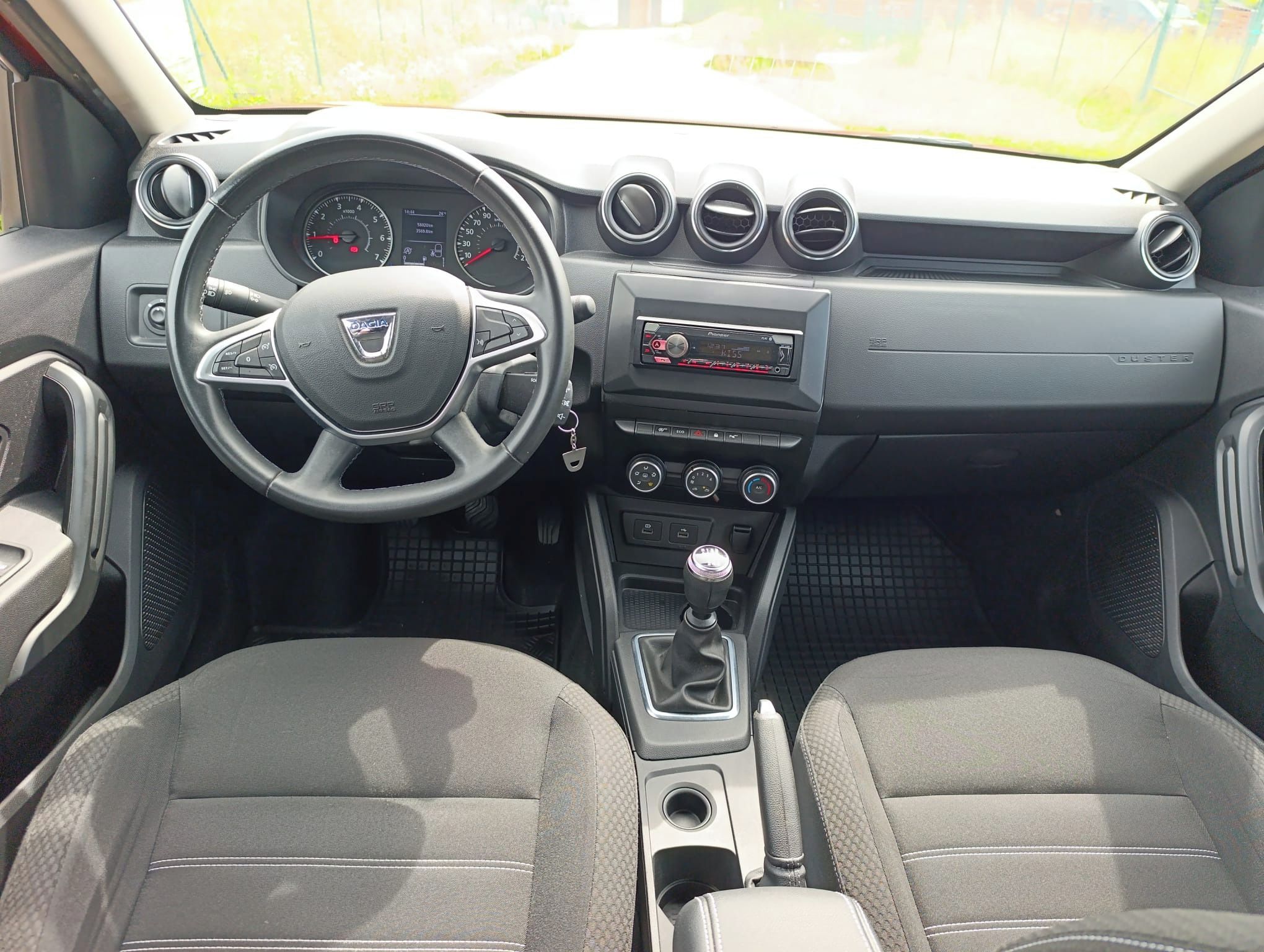 Dacia Duster, 1.maj,ČR,serv.k,záruka,LED sve - fotka 5