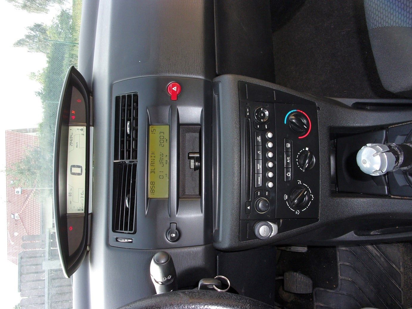 Citroën C4, 1.6HDI,nafta,velmi úsporný - fotka 5