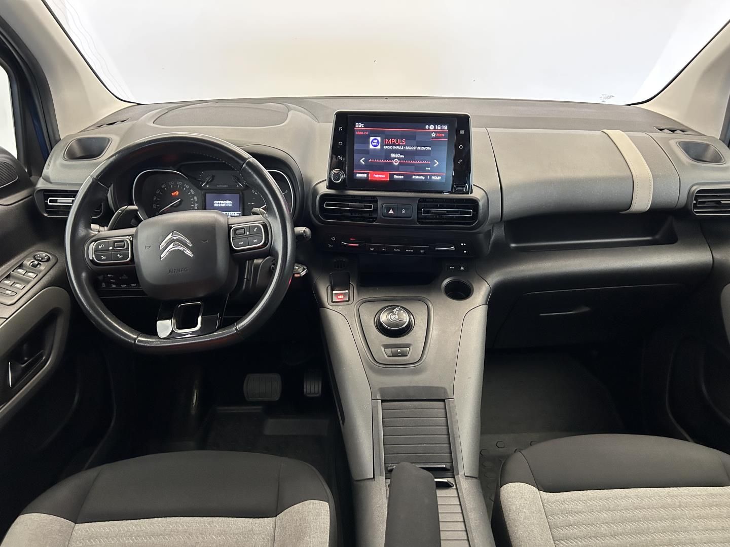 Citroën Berlingo, 1.5HDI 96kW XL SHINE EAT8 - fotka 5