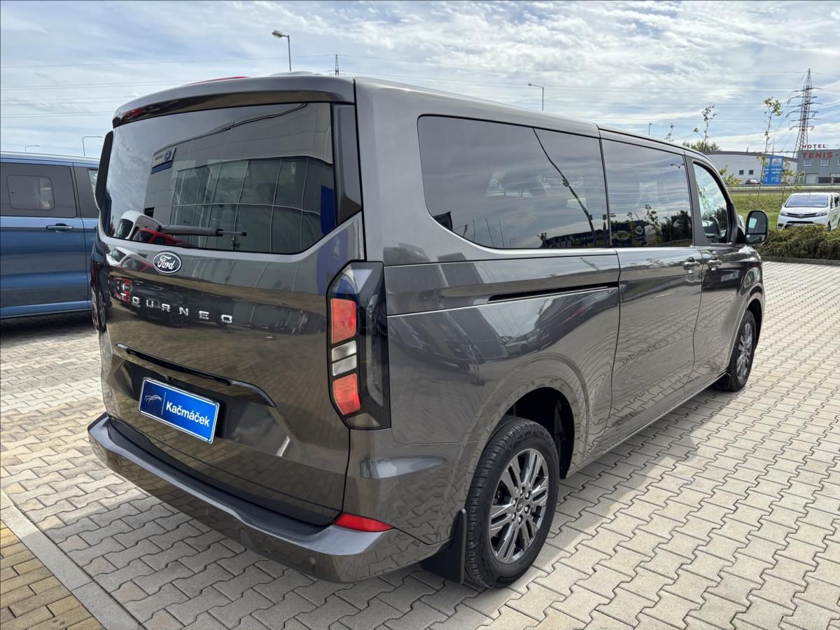 Ford Tourneo Custom, 2,0 125kW L2 Titanium  DPH - fotka 5
