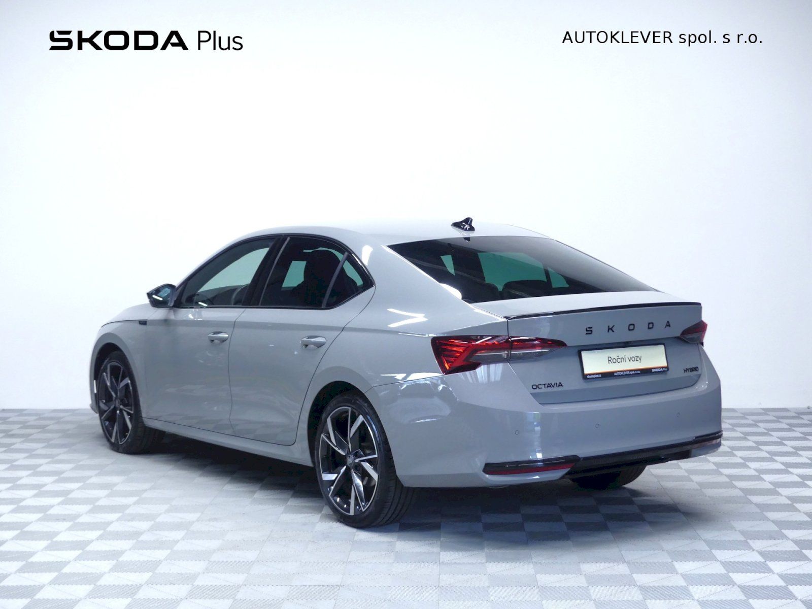 Škoda Octavia, SportLine DSG 1.5TSI 110kW - fotka 6