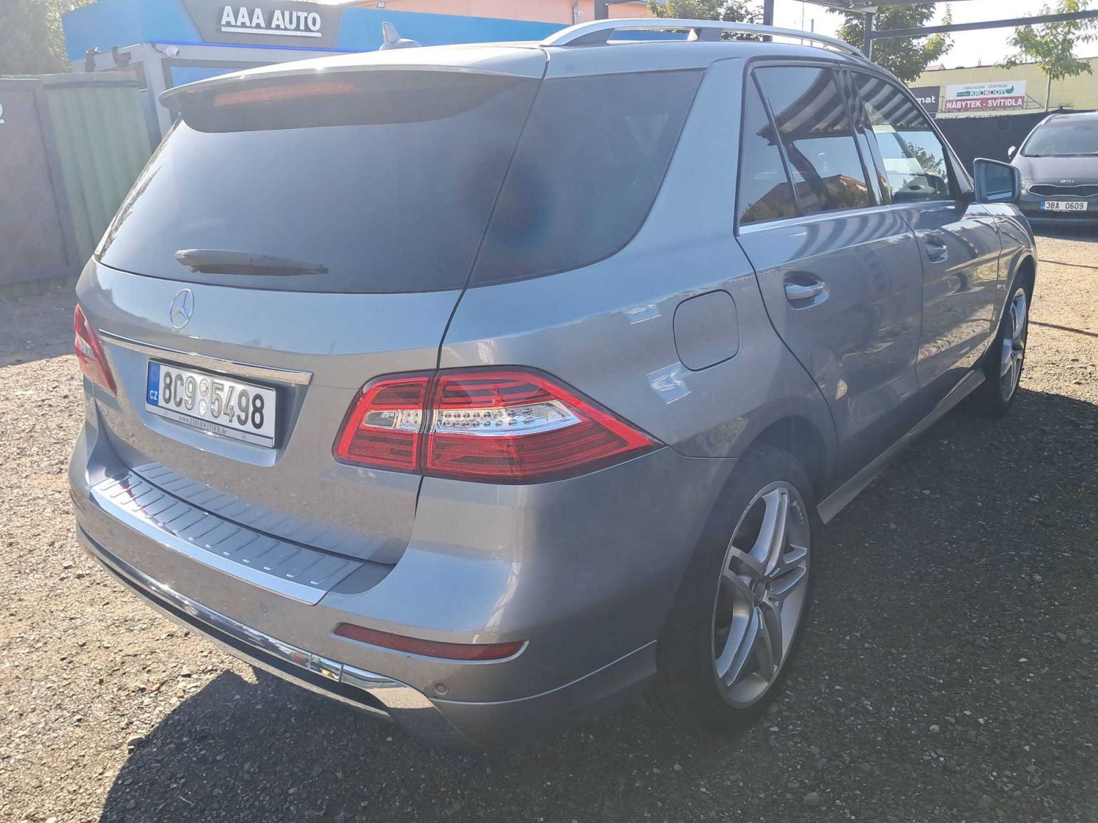 Mercedes-Benz Třídy M, ML 350 BlueTEC, AMG line, 4X4 - fotka 2