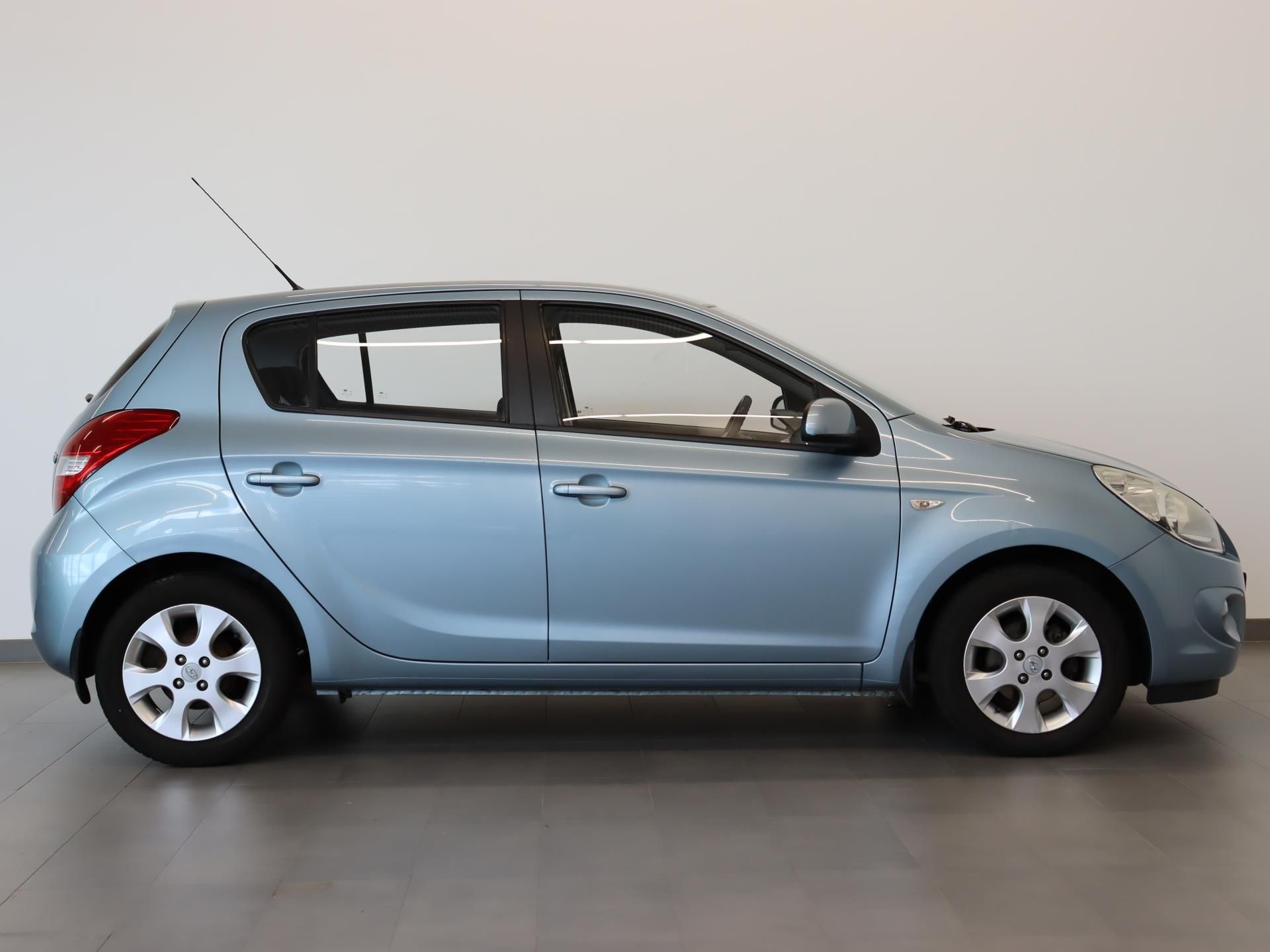 Hyundai i20, 1,2 i Classic - fotka 3