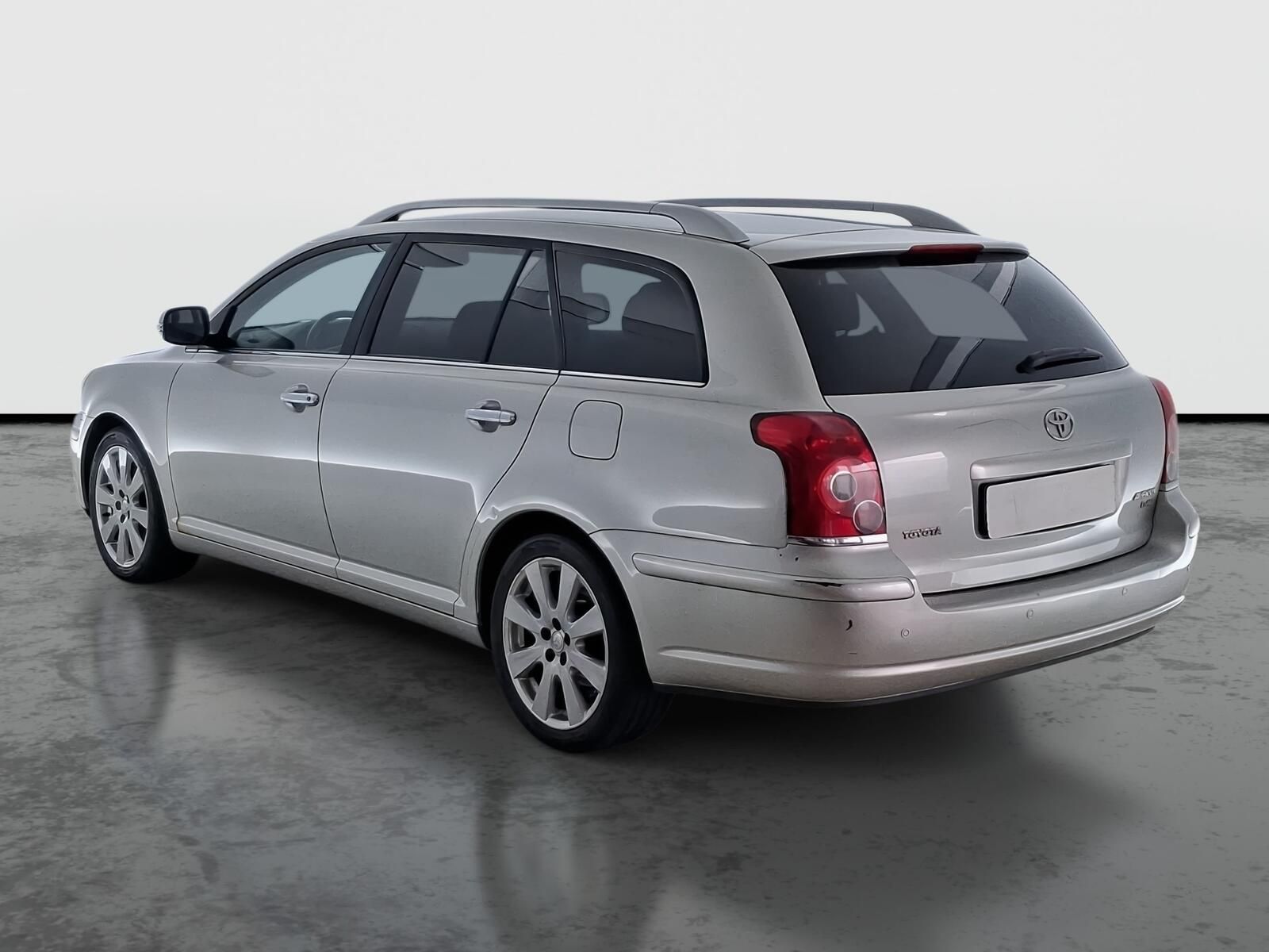Toyota Avensis, 2.0 D-4D, po STK - fotka 4