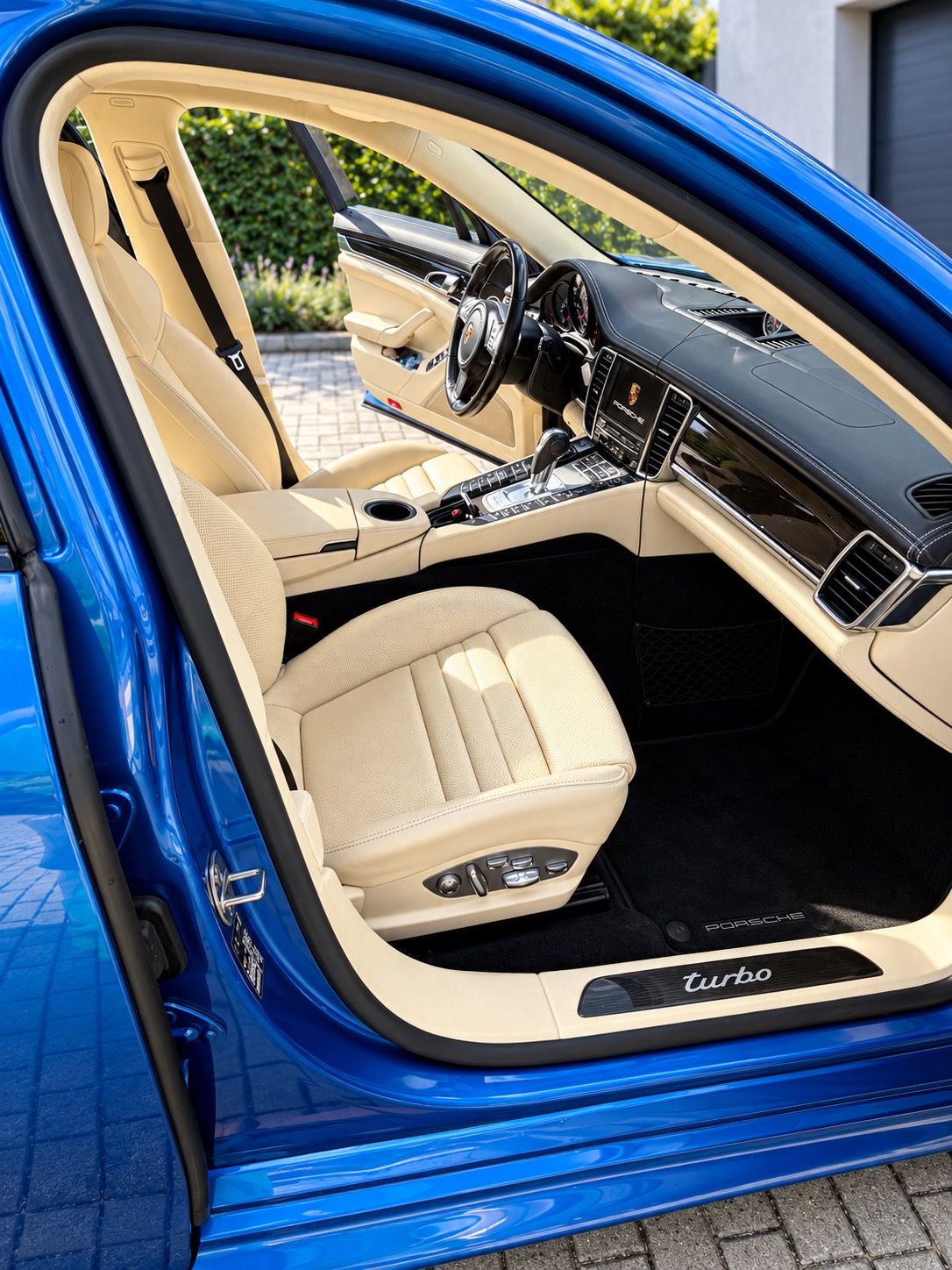 Porsche Panamera, Turbo - fotka 6