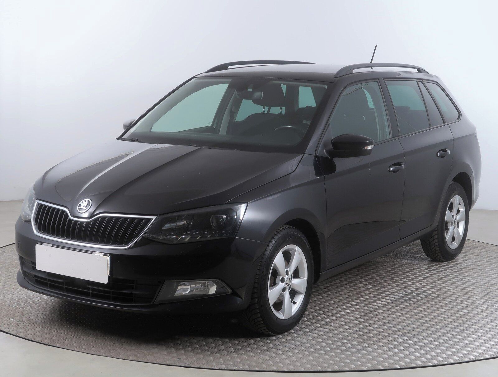 Škoda Fabia, 1.4 TDI, Automat - fotka 2