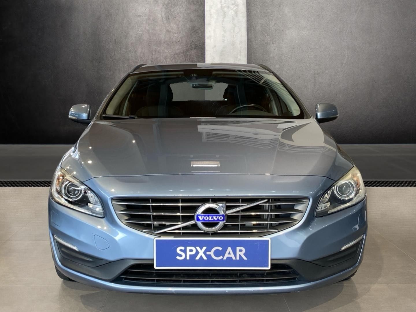 Volvo V60, D3 SUMMUM - fotka 2