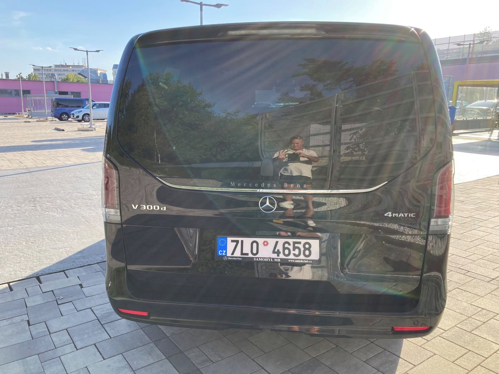Mercedes-Benz Třídy V, 300 d 4matic AMG paket - fotka 6