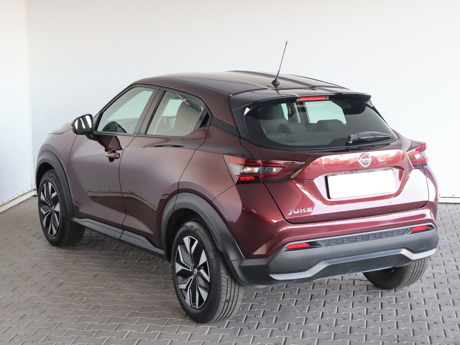 Nissan Juke, 1.0 DIG-T, Serv.kniha - fotka 4