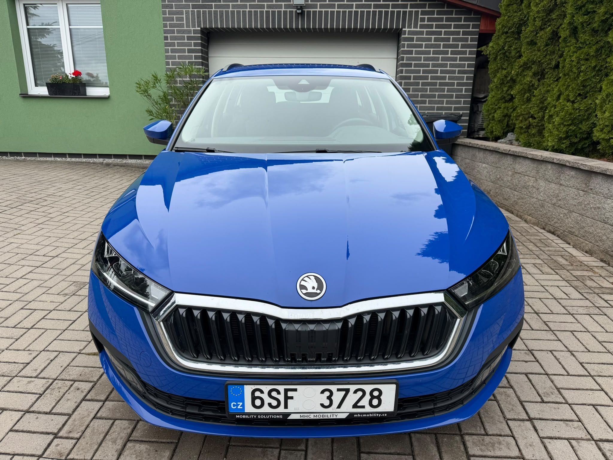 Škoda Octavia, 2,0TDi,ambient+,DSG,1majCZ,DPH - fotka 3