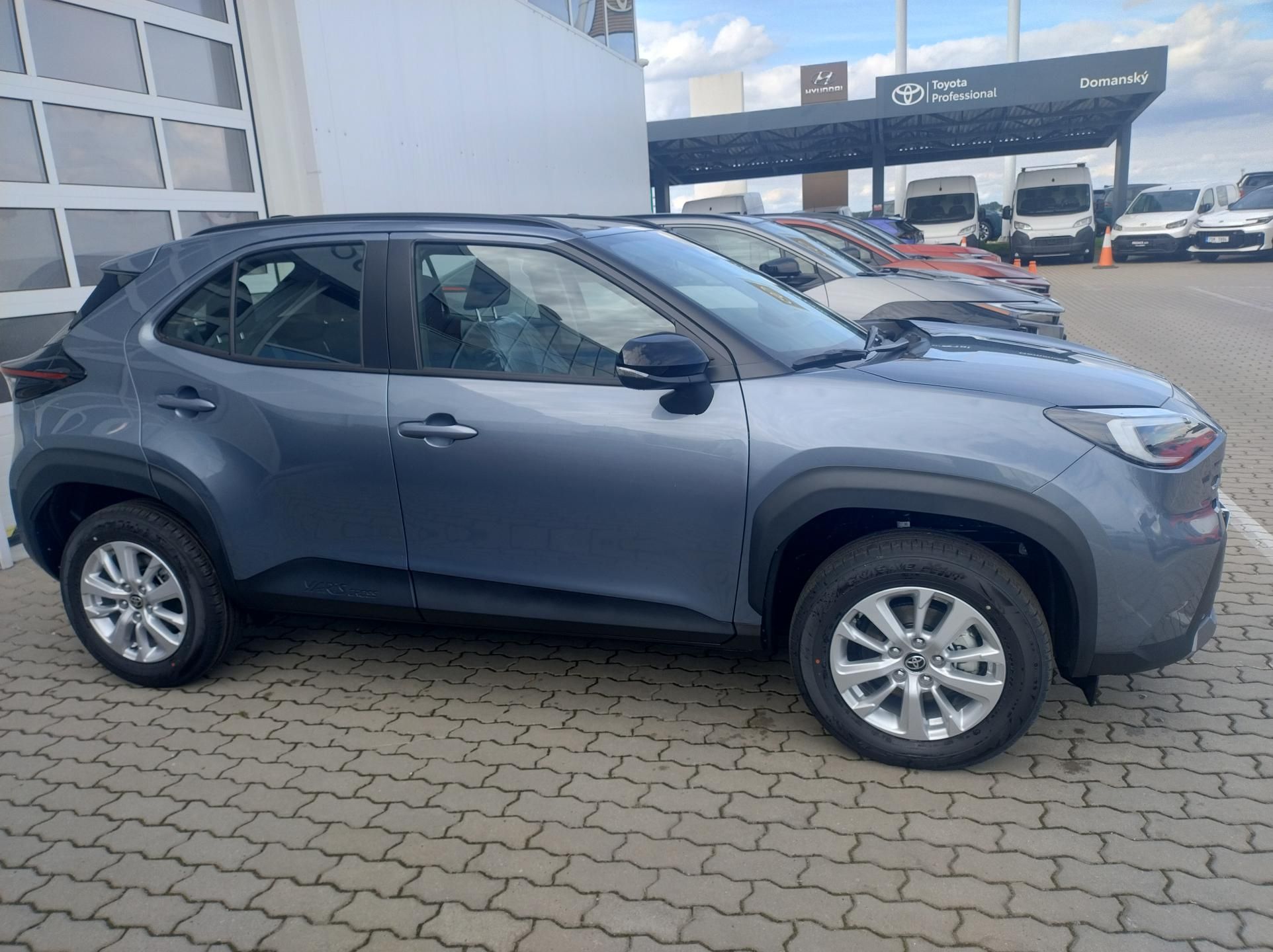 Toyota Yaris Cross, 1.5 FHEV Comfort Winter - fotka 5