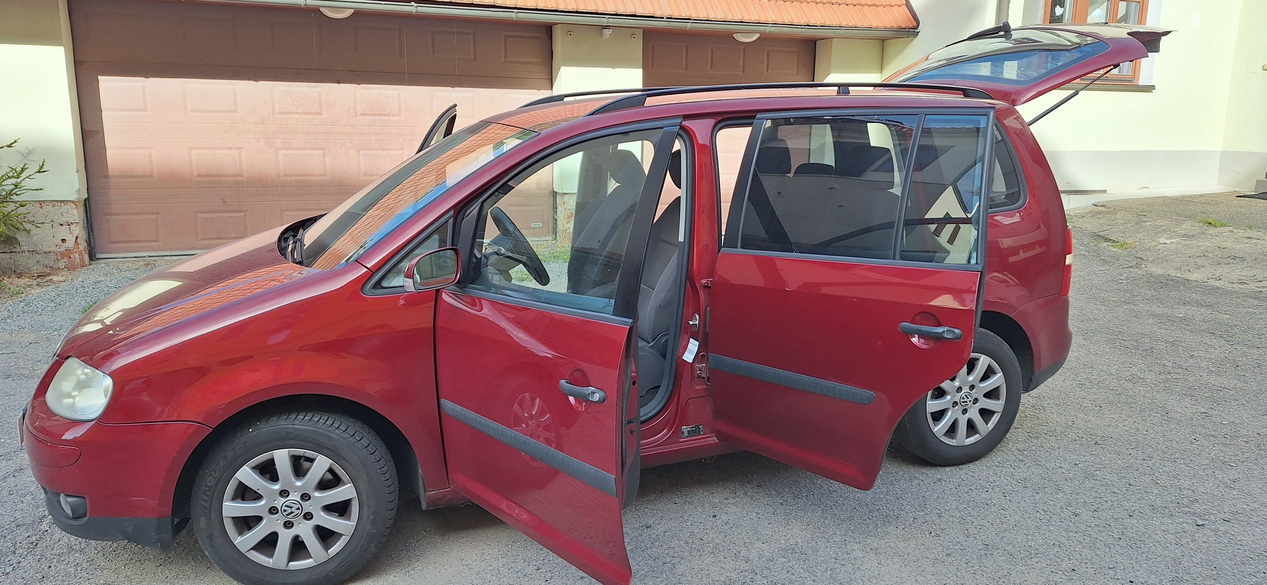 Volkswagen Touran, 1.9TDI 74kW - fotka 2