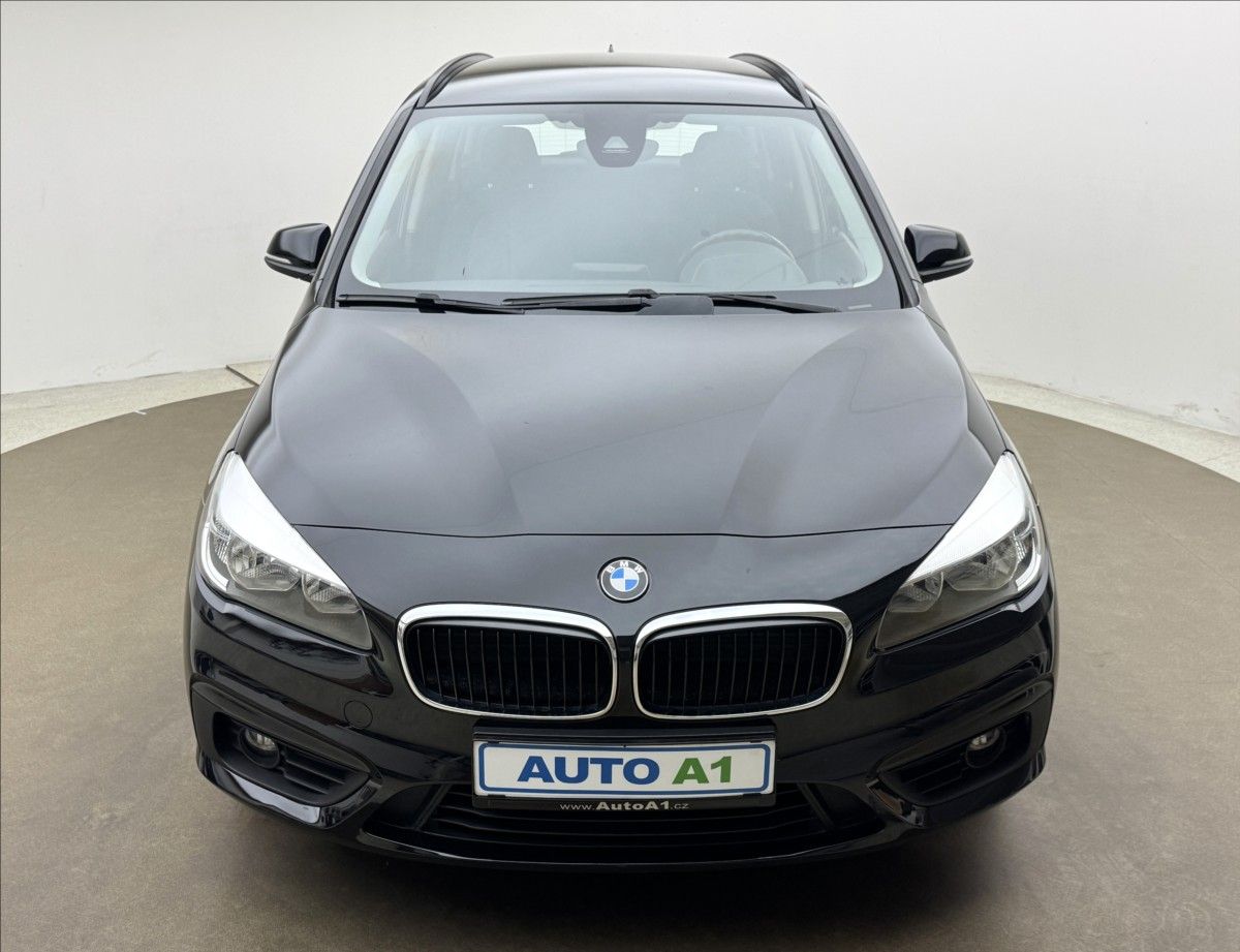 BMW Řada 2, 1,5 218i LONG ROZVODY VÝHŘEV - fotka 2