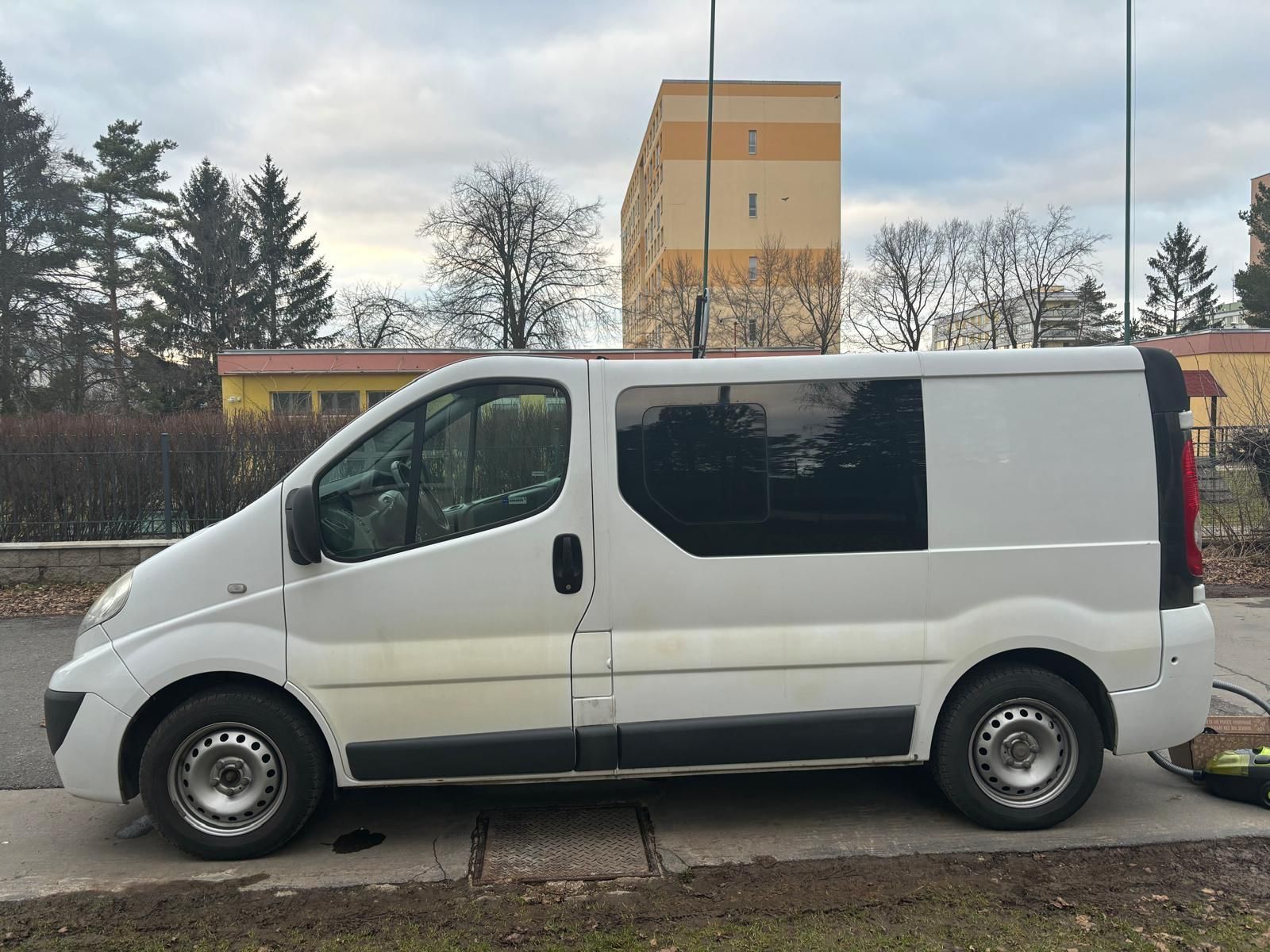 Nissan Primastar, 66kw, L1H1, 380t. Km - fotka 4