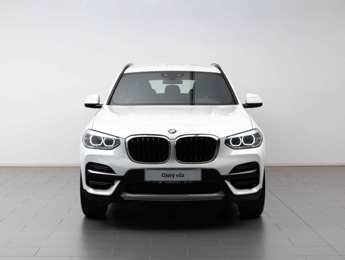 BMW X3, xDrive20d - fotka 2