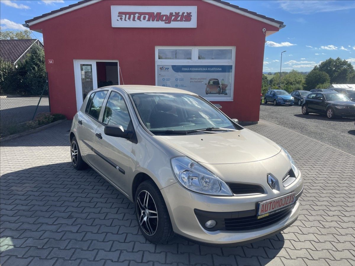 Renault Clio, 1,2 i ČR 1.MAJITEL PĚKNÉ