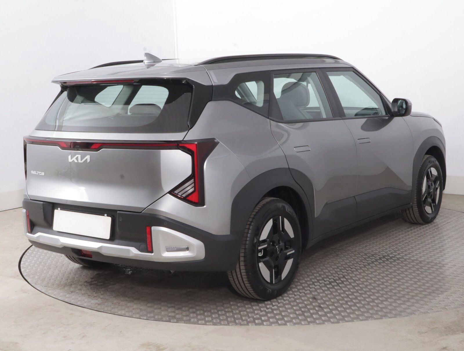 Kia Seltos, 1.6 T-GDI, Silver - fotka 5