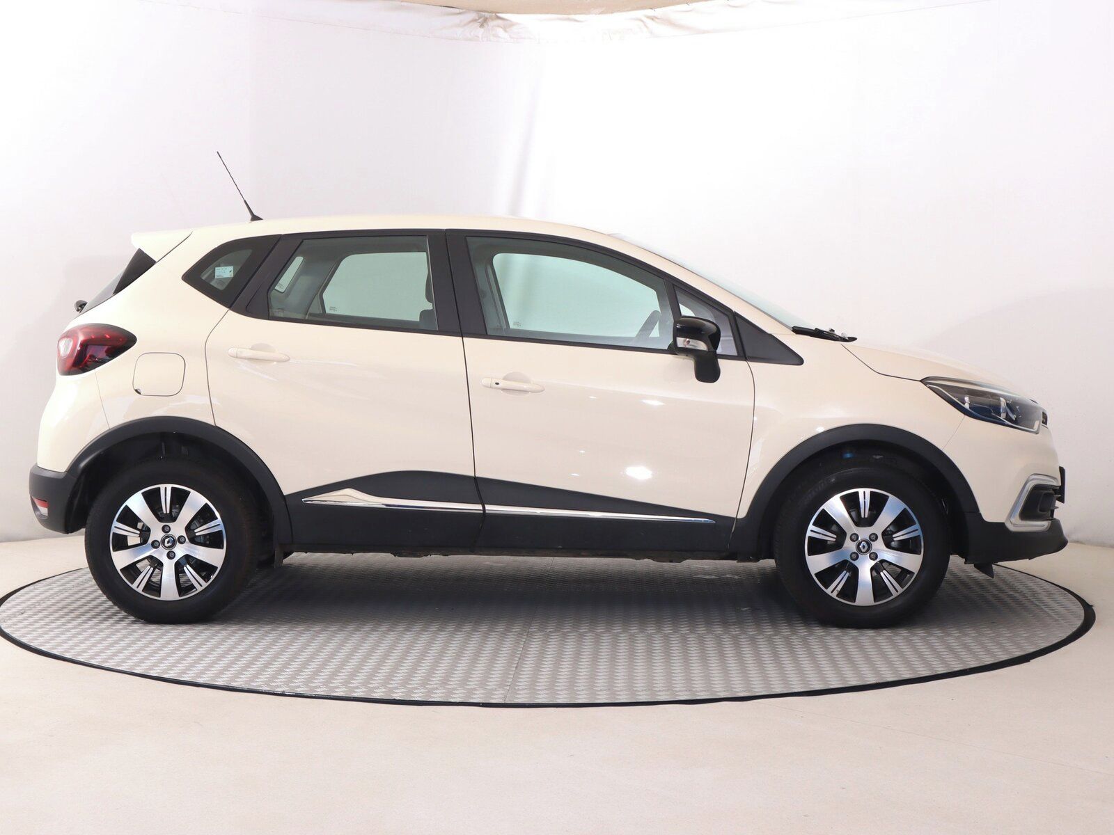 Renault Captur, 0.9 TCe, Serv.kniha - fotka 6