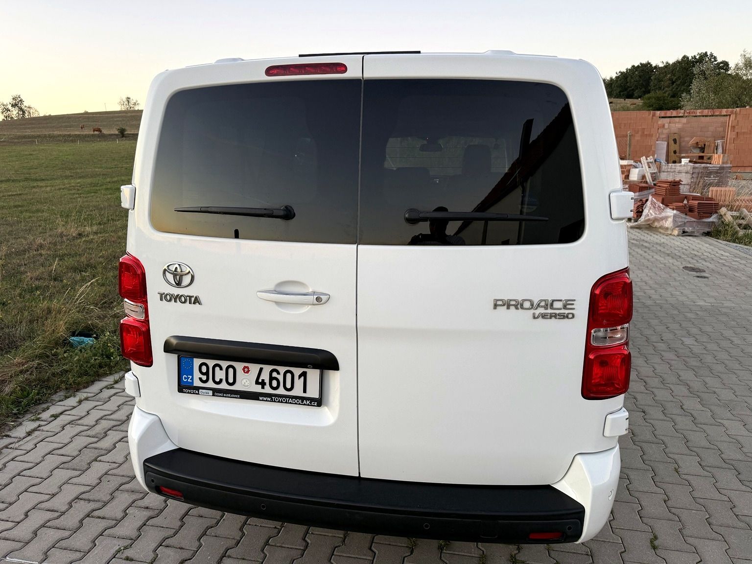 Toyota Proace Verso, 2.0 D-4D 106kW L2, 8 míst, DPH - fotka 6