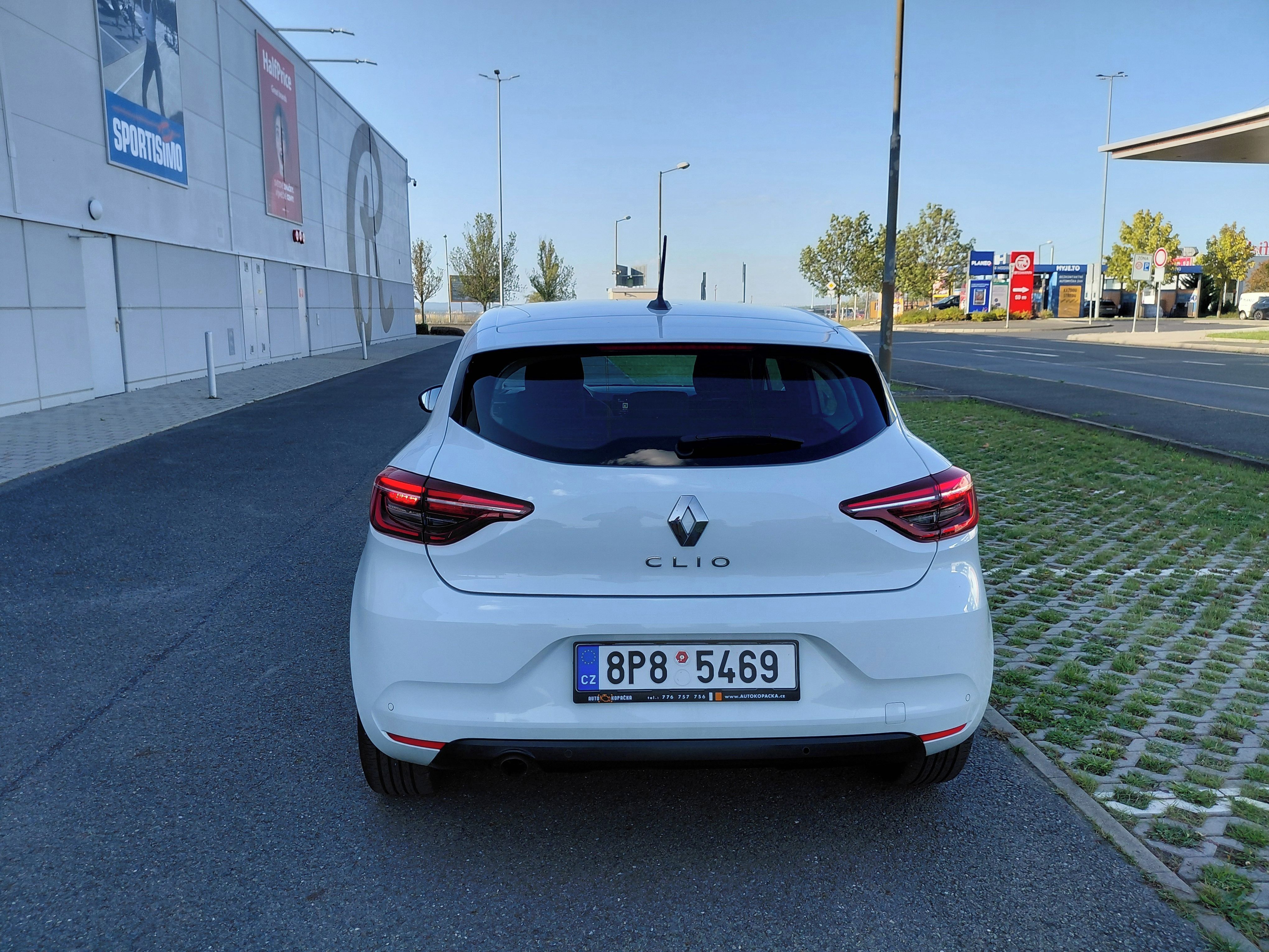 Renault Clio, 1.0TCE 67KW 2.MAJ VELMI PĚKNÉ - fotka 6
