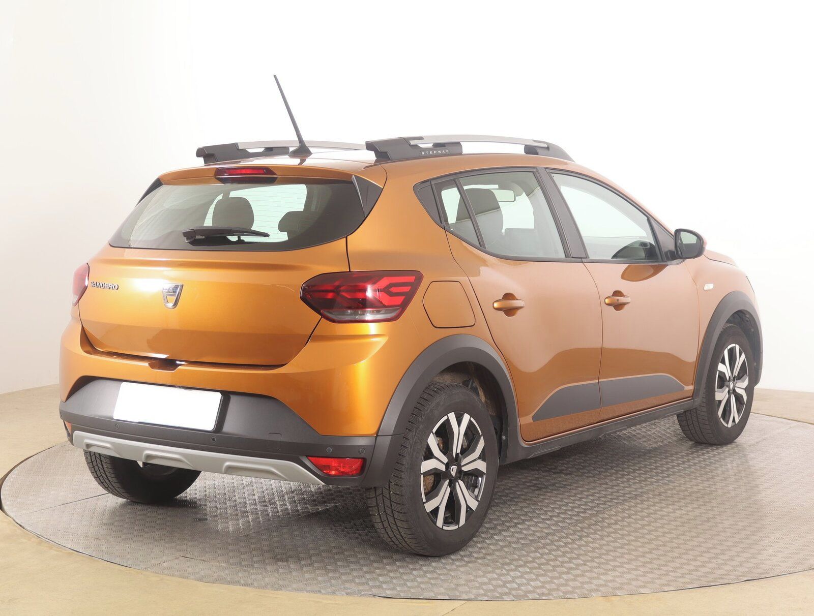 Dacia Sandero, 1.0 TCe, Automat, Serv.kniha - fotka 5