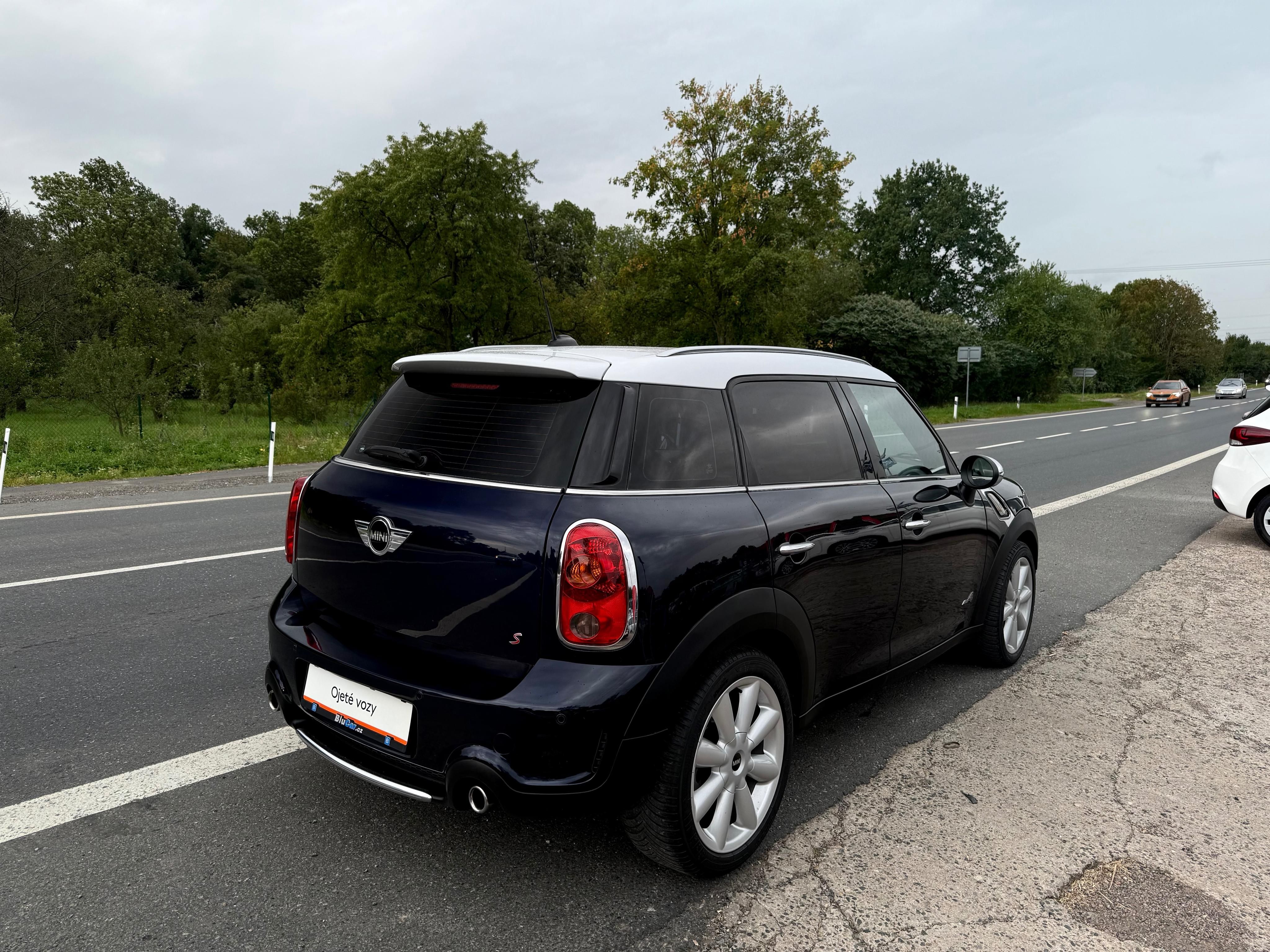 Mini Countryman, S 1.6i 135kw Automat H/K Navi - fotka 3