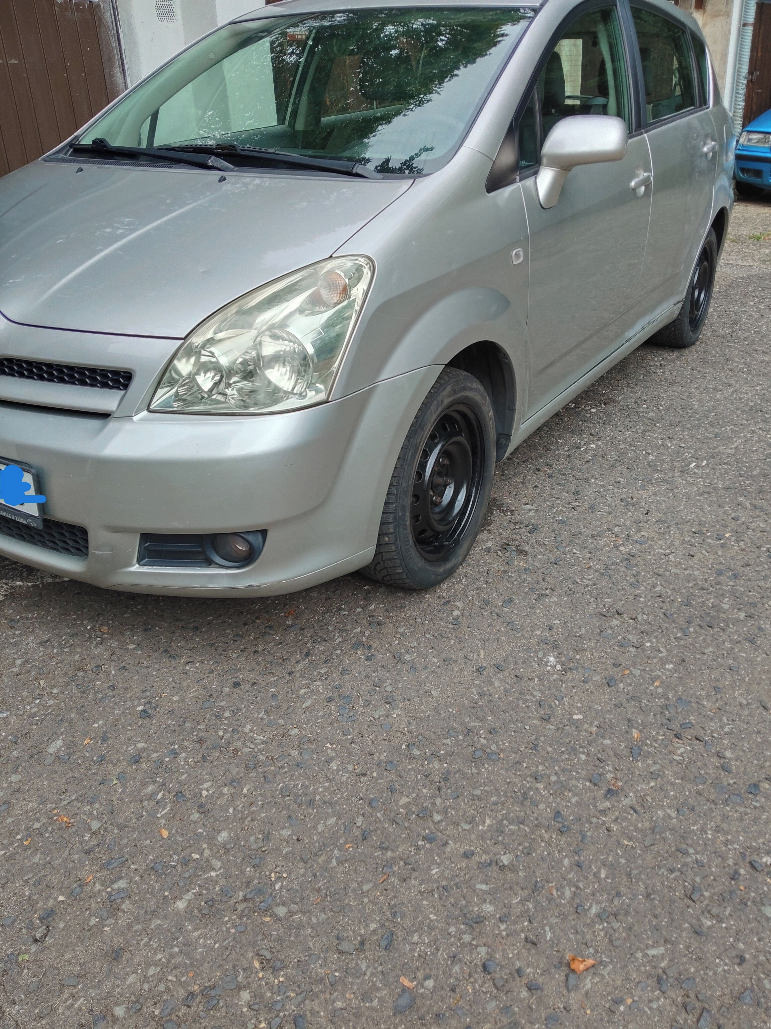 Toyota Corolla Verso, 1,6 benzin - fotka 4
