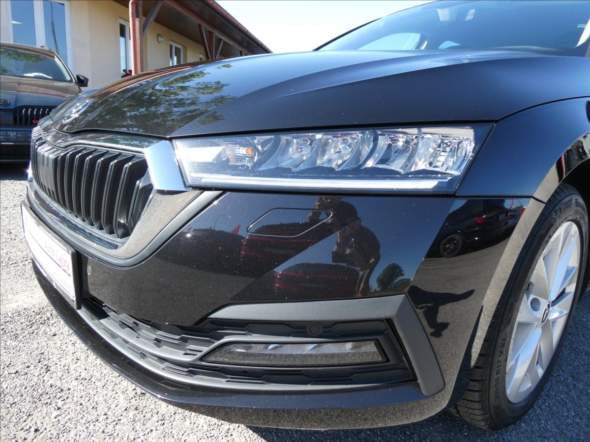 Škoda Octavia, 1,5 TSi 110kW DSG 1.majitel - fotka 4