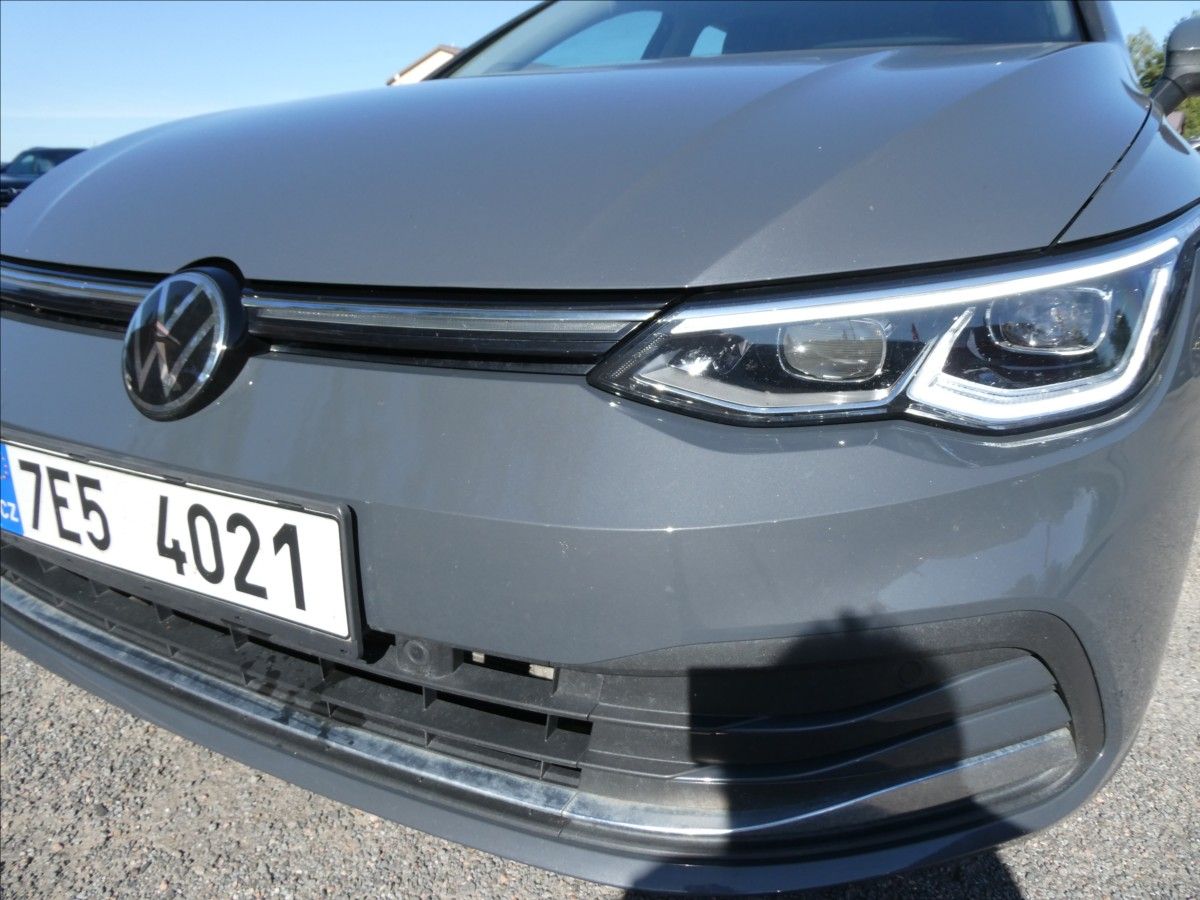 Volkswagen Golf, 1,5 TSi 110kW Style,2xkola,DPH - fotka 4